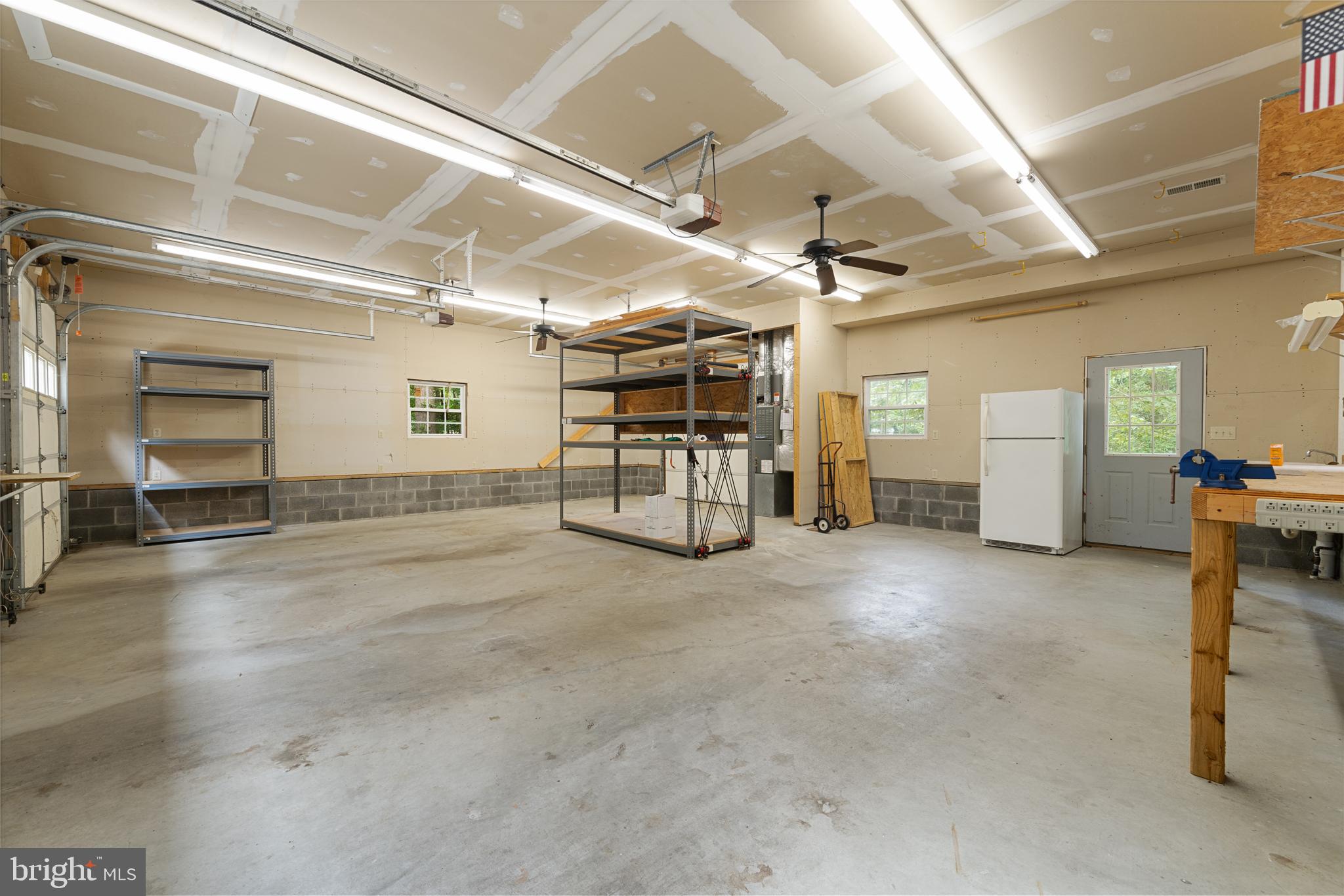 PEACH TREE WAY - Residential