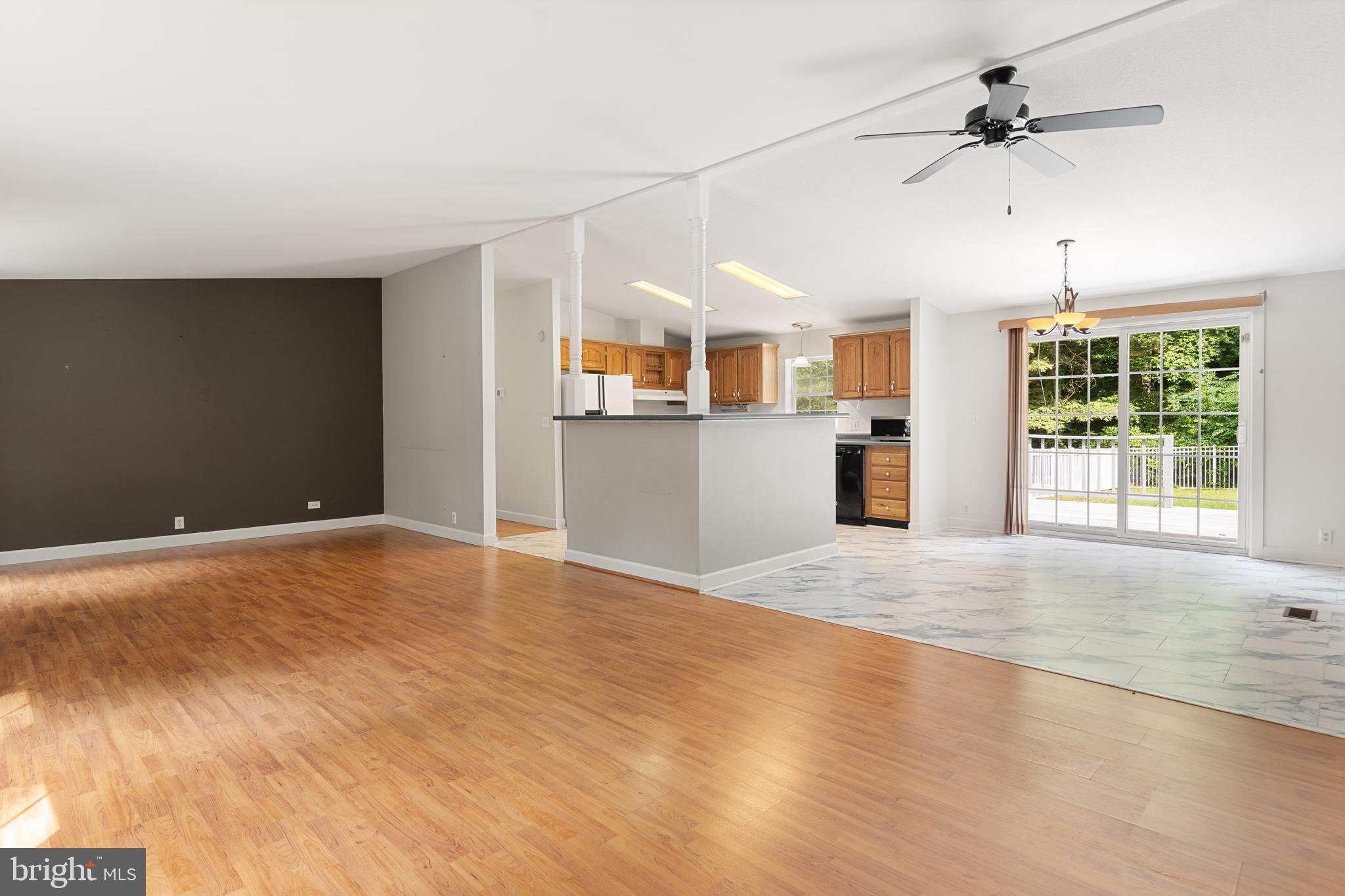 PEACH TREE WAY - Residential