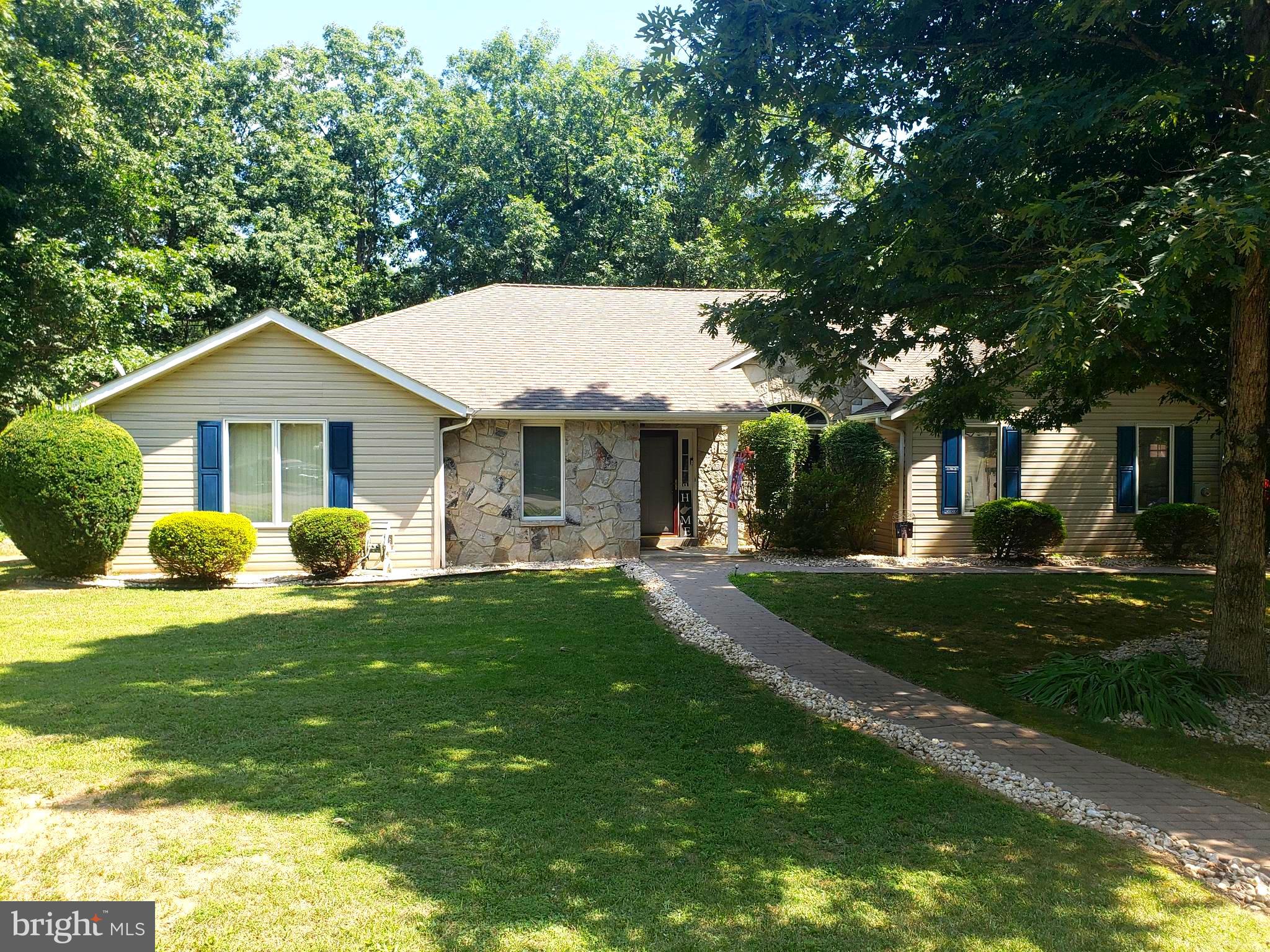 LAKEWOOD - Residential