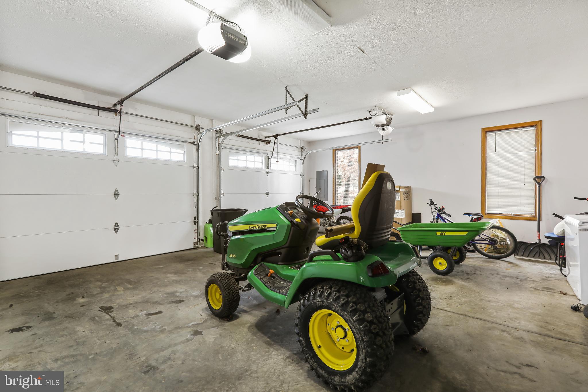 LAKEWOOD - Residential