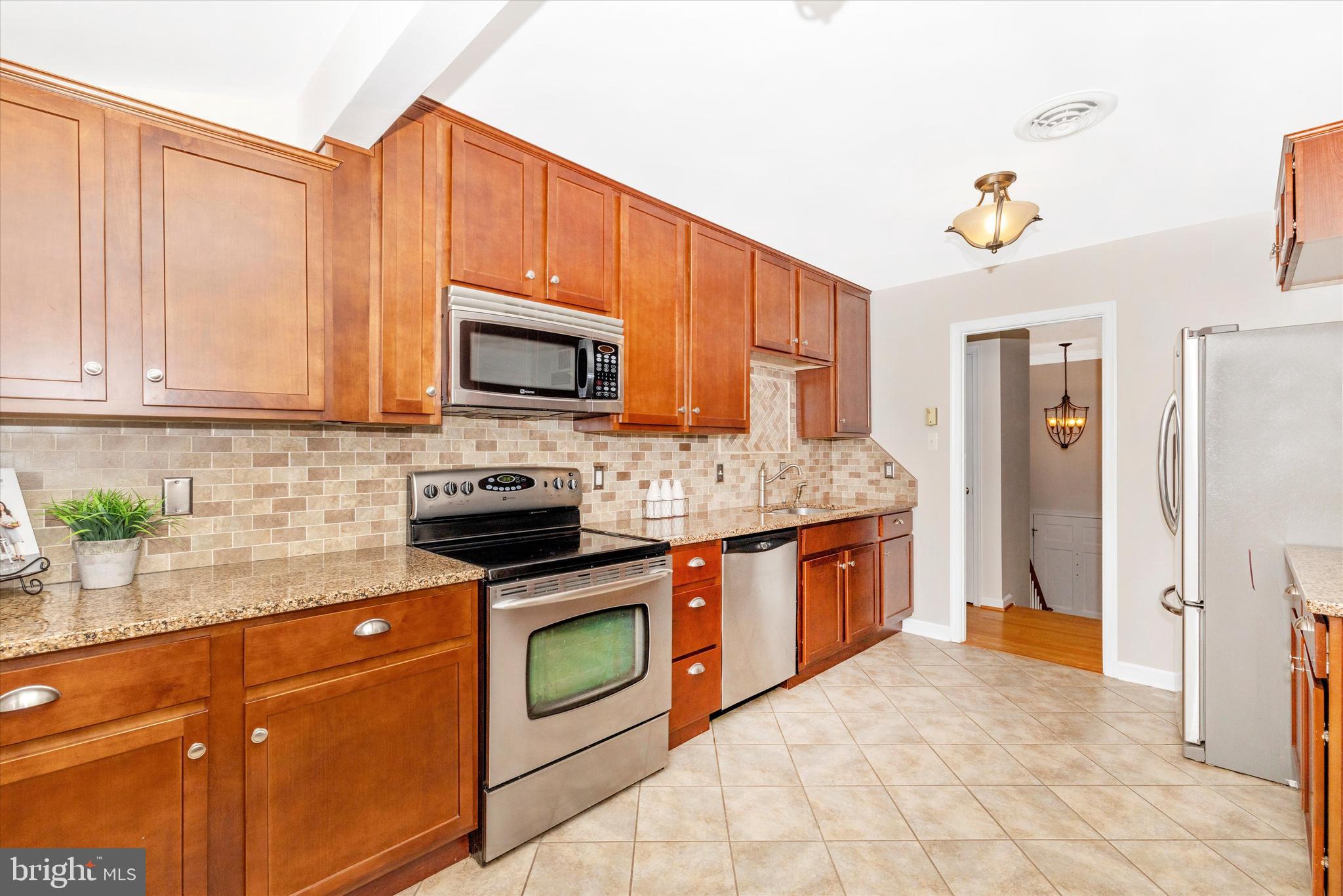 WOODMERE SOUTH - Residential