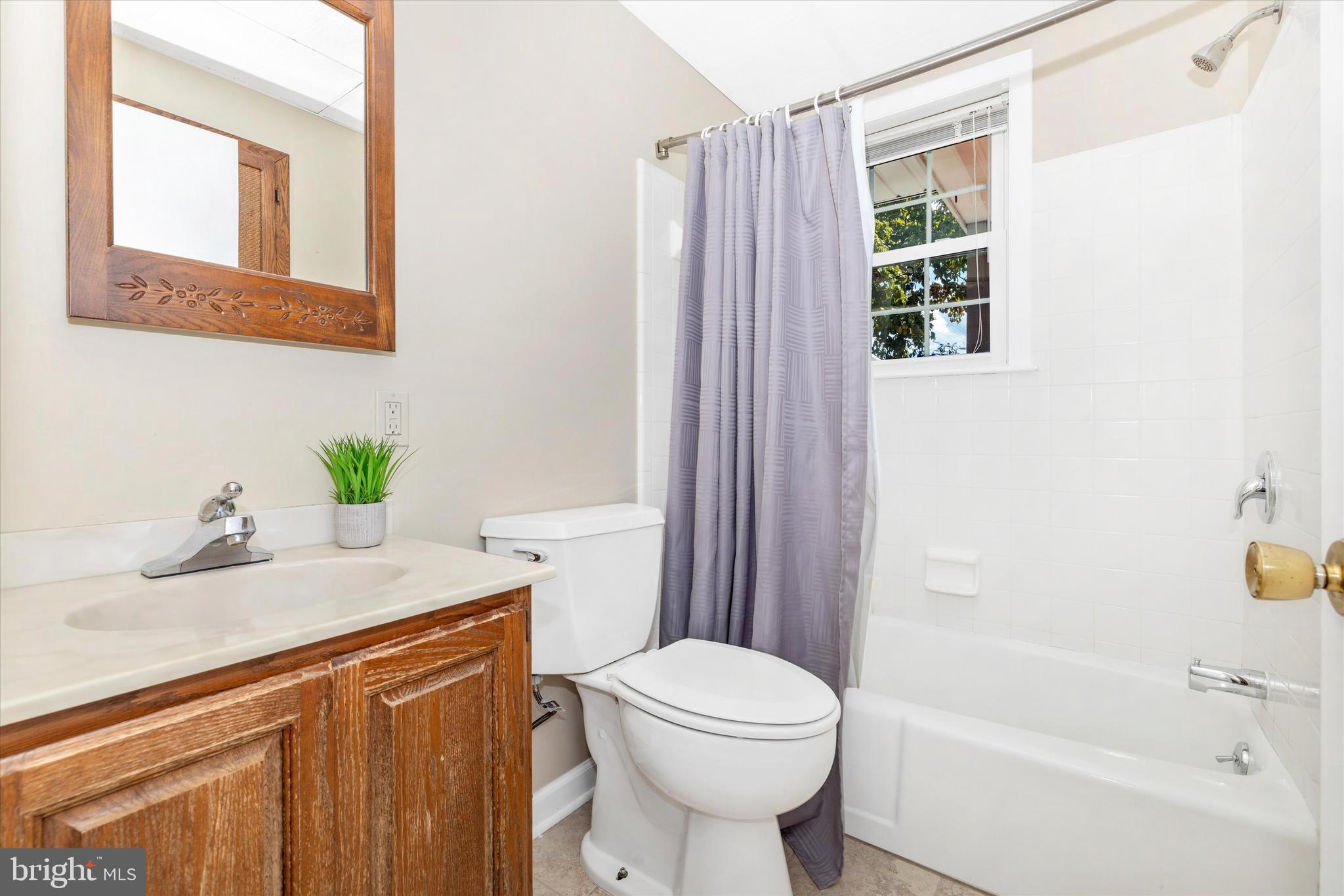 WOODMERE SOUTH - Residential