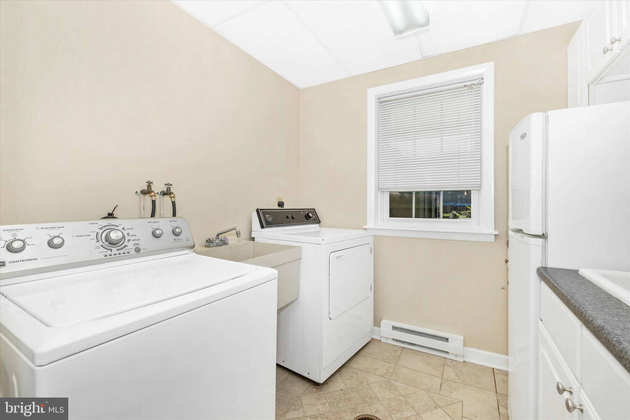 WOODMERE SOUTH - Residential