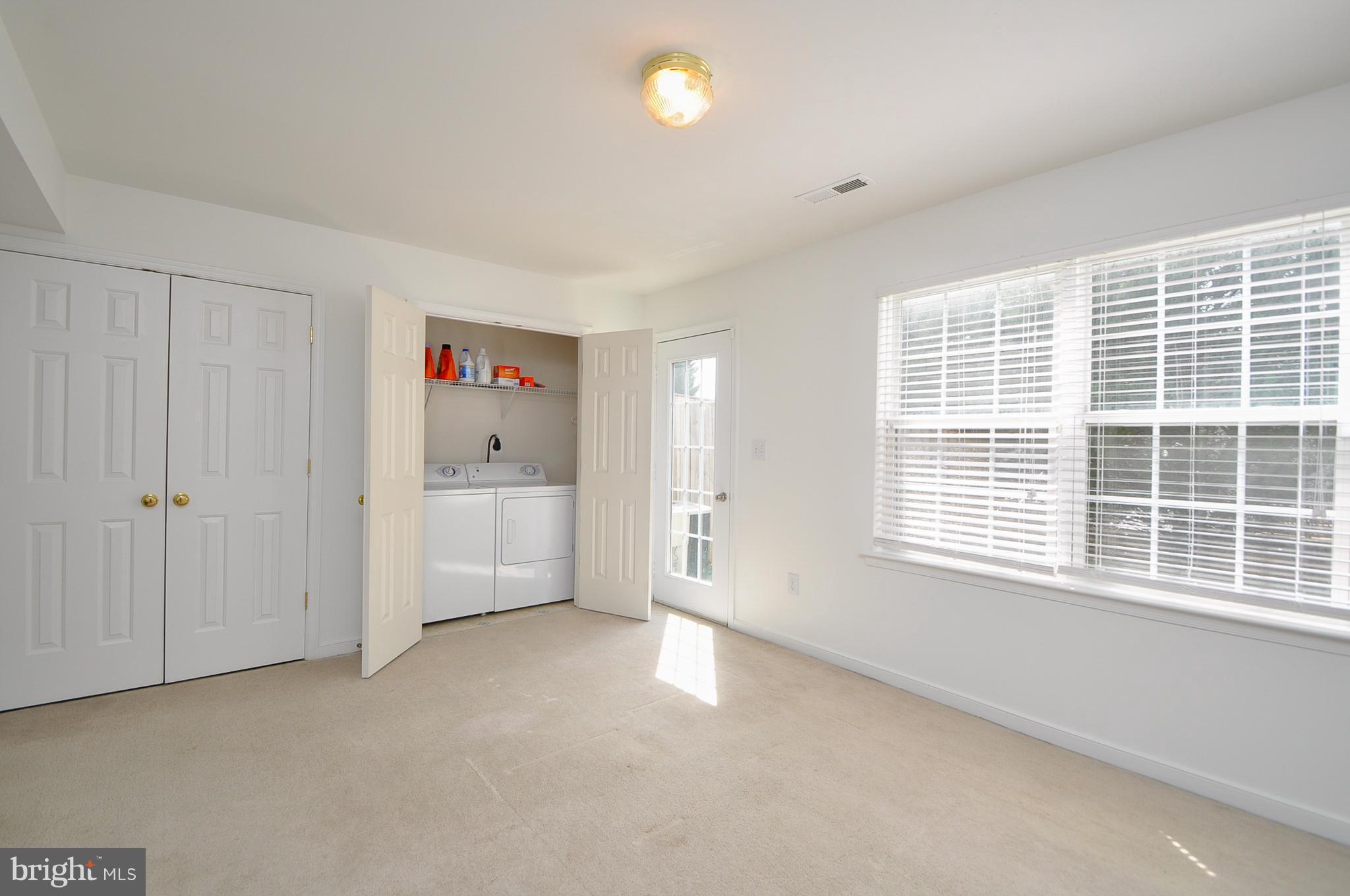 STONE RIVER - Residential