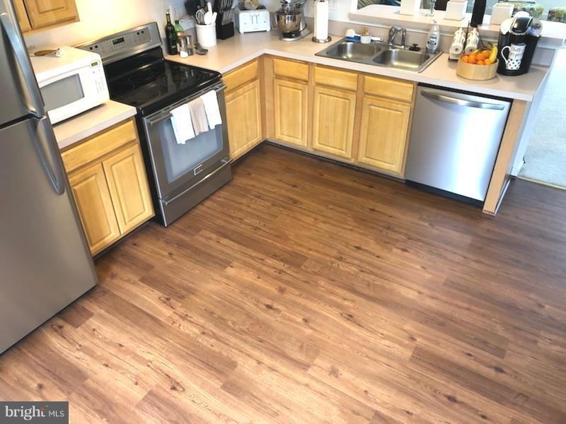 STONE RIVER - Residential