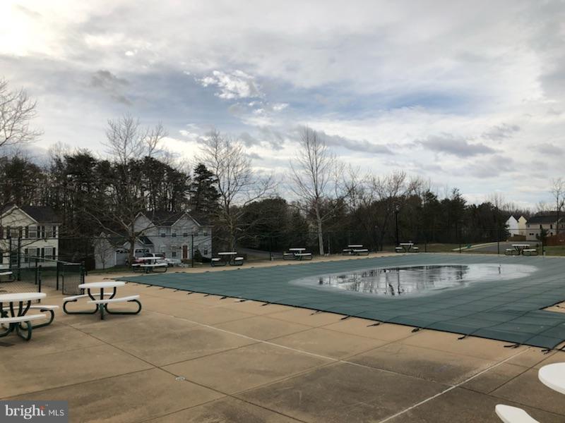 STONE RIVER - Residential