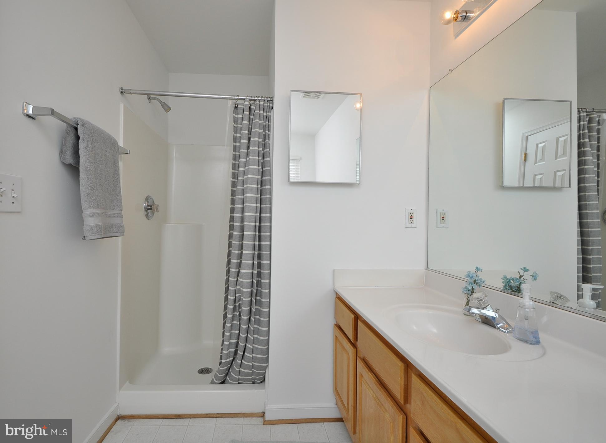 STONE RIVER - Residential