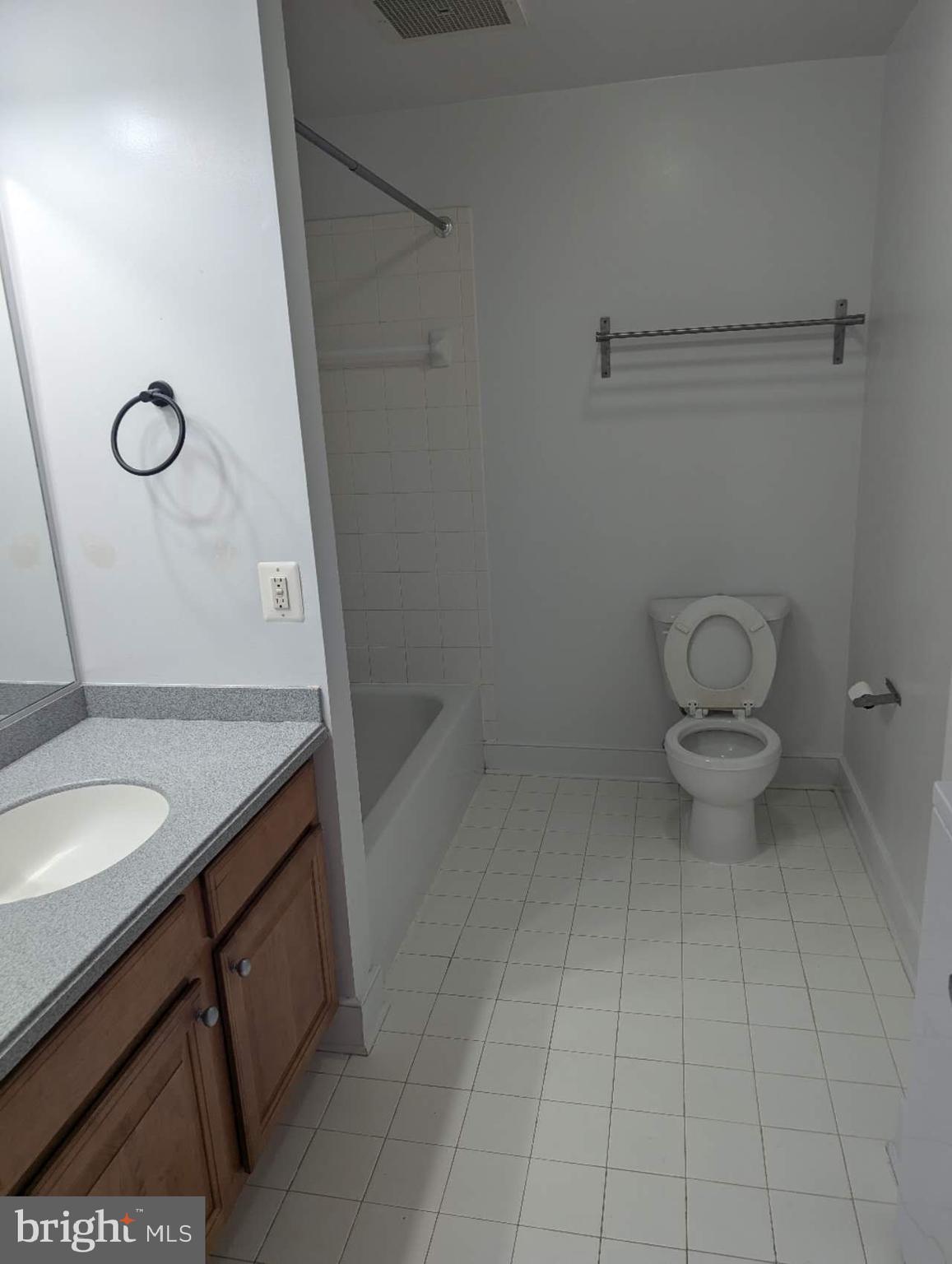 400 RENFRO DRIVE 206