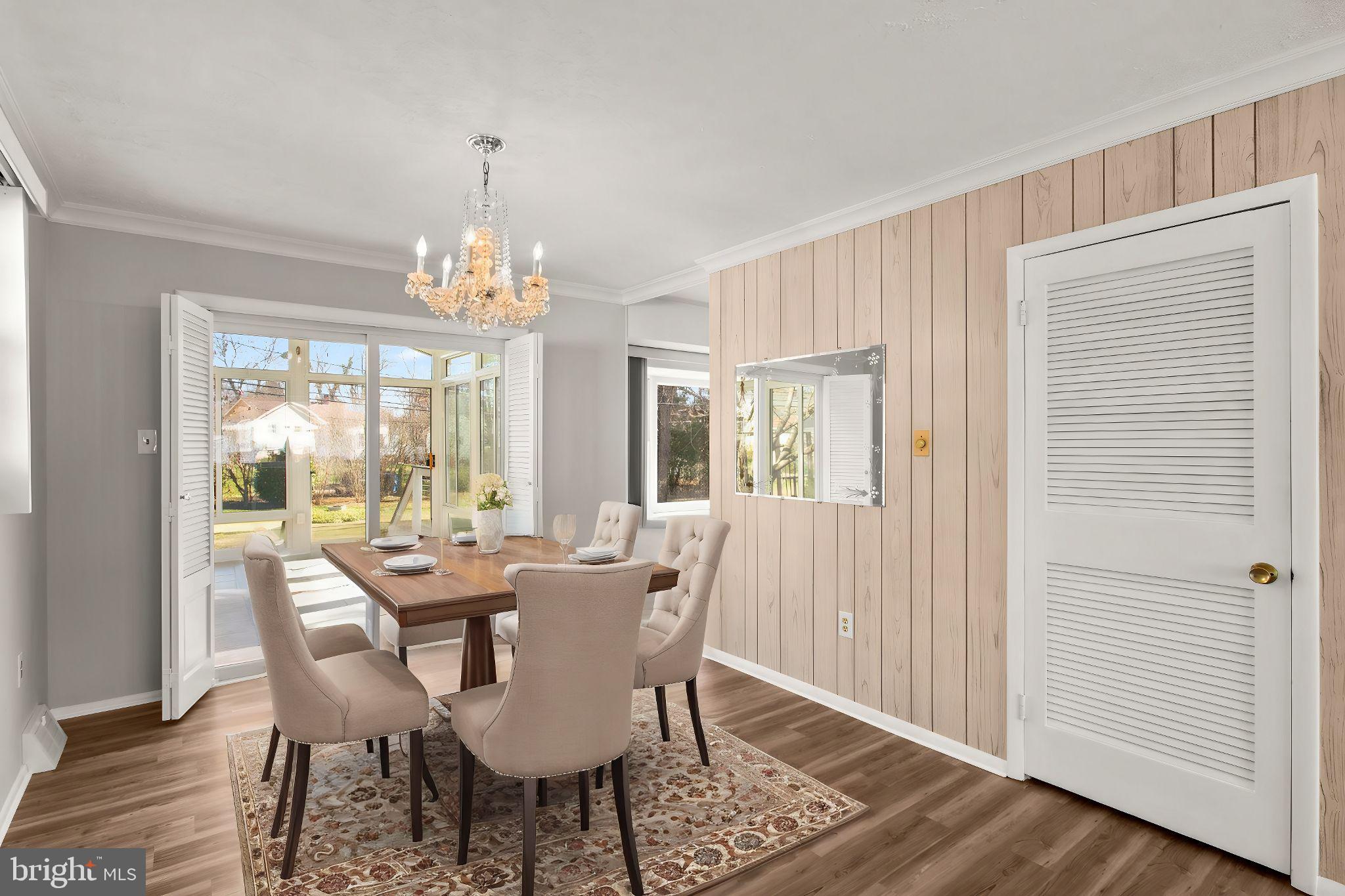 SUBURBIA - Residential