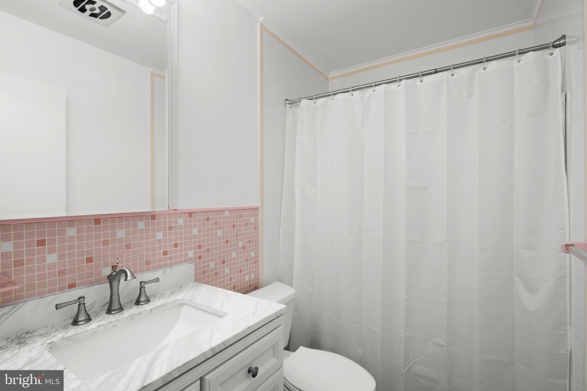 SUBURBIA - Residential