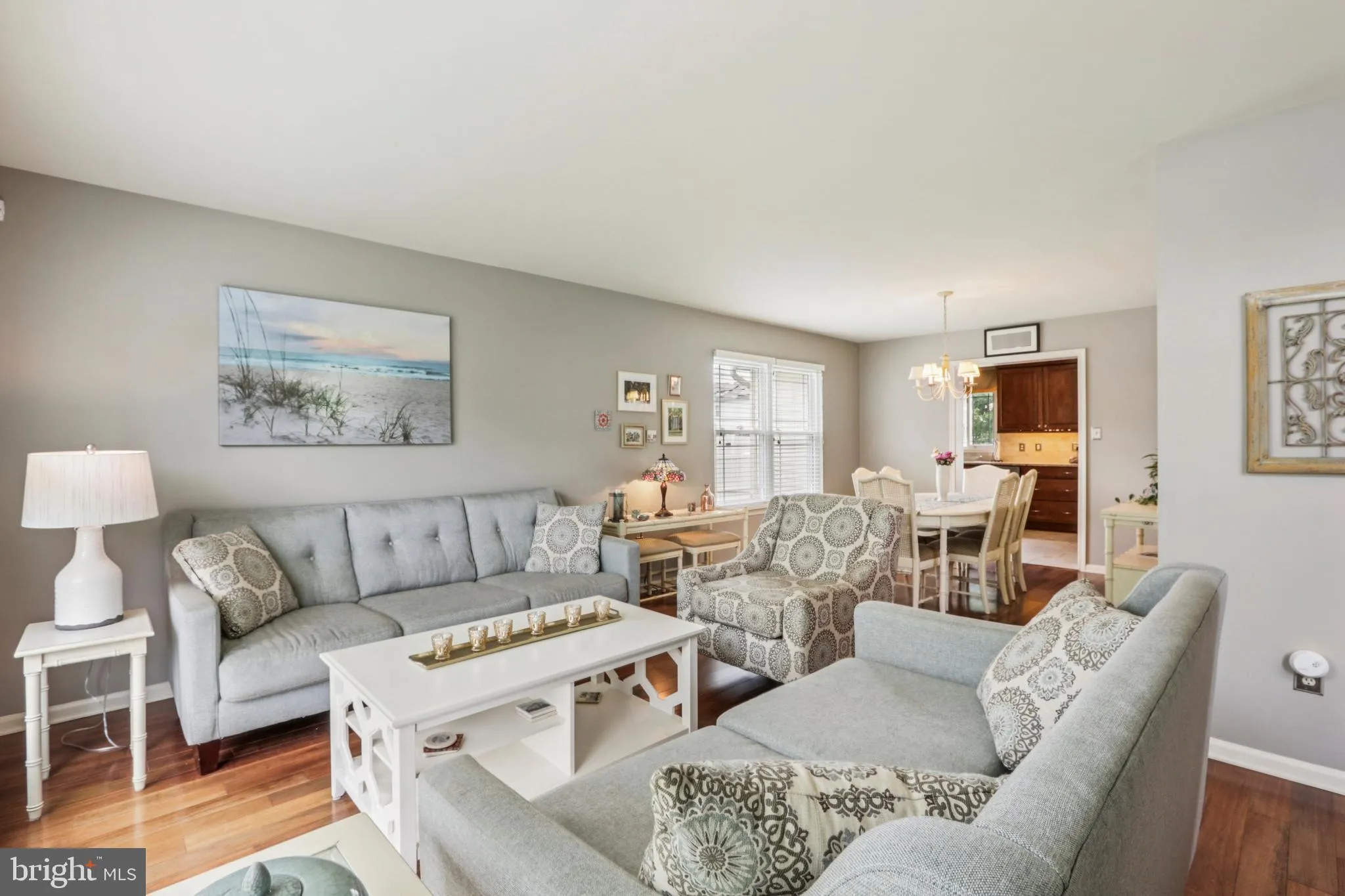 Burlington, New Jersey 08016, United States, 4 Bedrooms Bedrooms, ,4 BathroomsBathrooms,Residential,Pending,151917