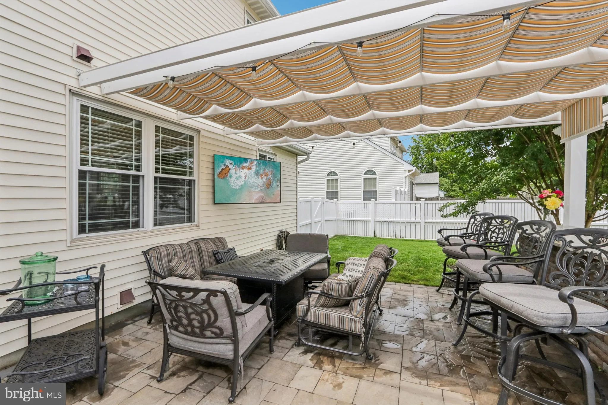 Burlington, New Jersey 08016, United States, 4 Bedrooms Bedrooms, ,4 BathroomsBathrooms,Residential,Pending,151917