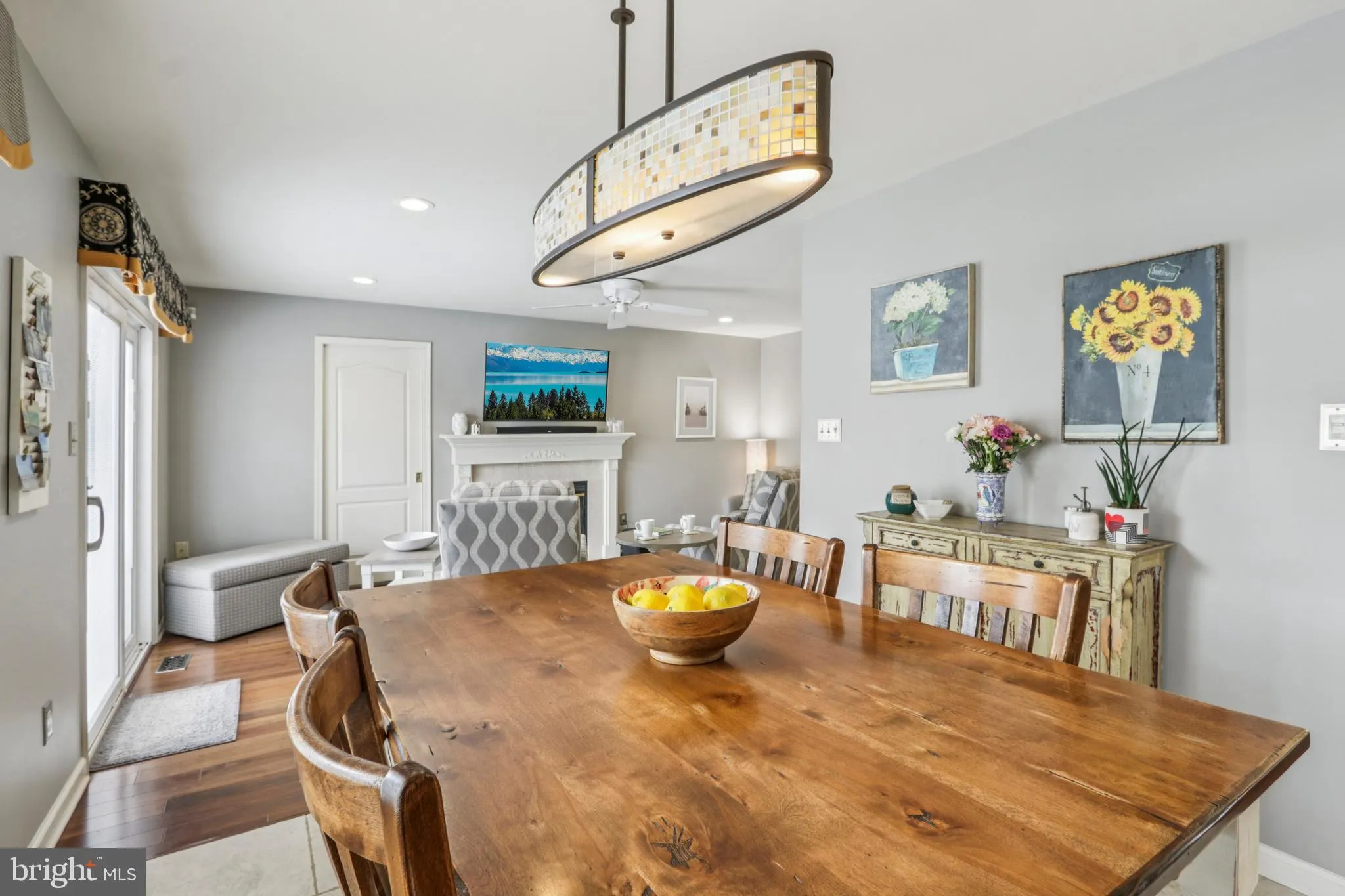 Burlington, New Jersey 08016, United States, 4 Bedrooms Bedrooms, ,4 BathroomsBathrooms,Residential,Pending,151917