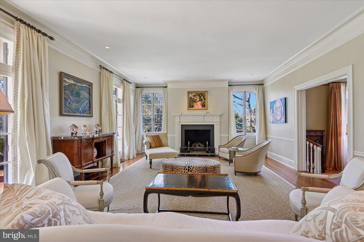 RUXTON - Residential