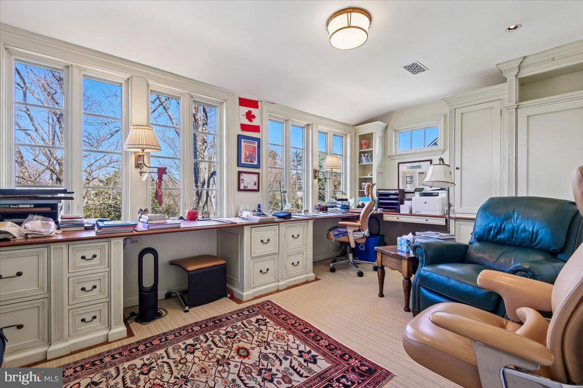 RUXTON - Residential