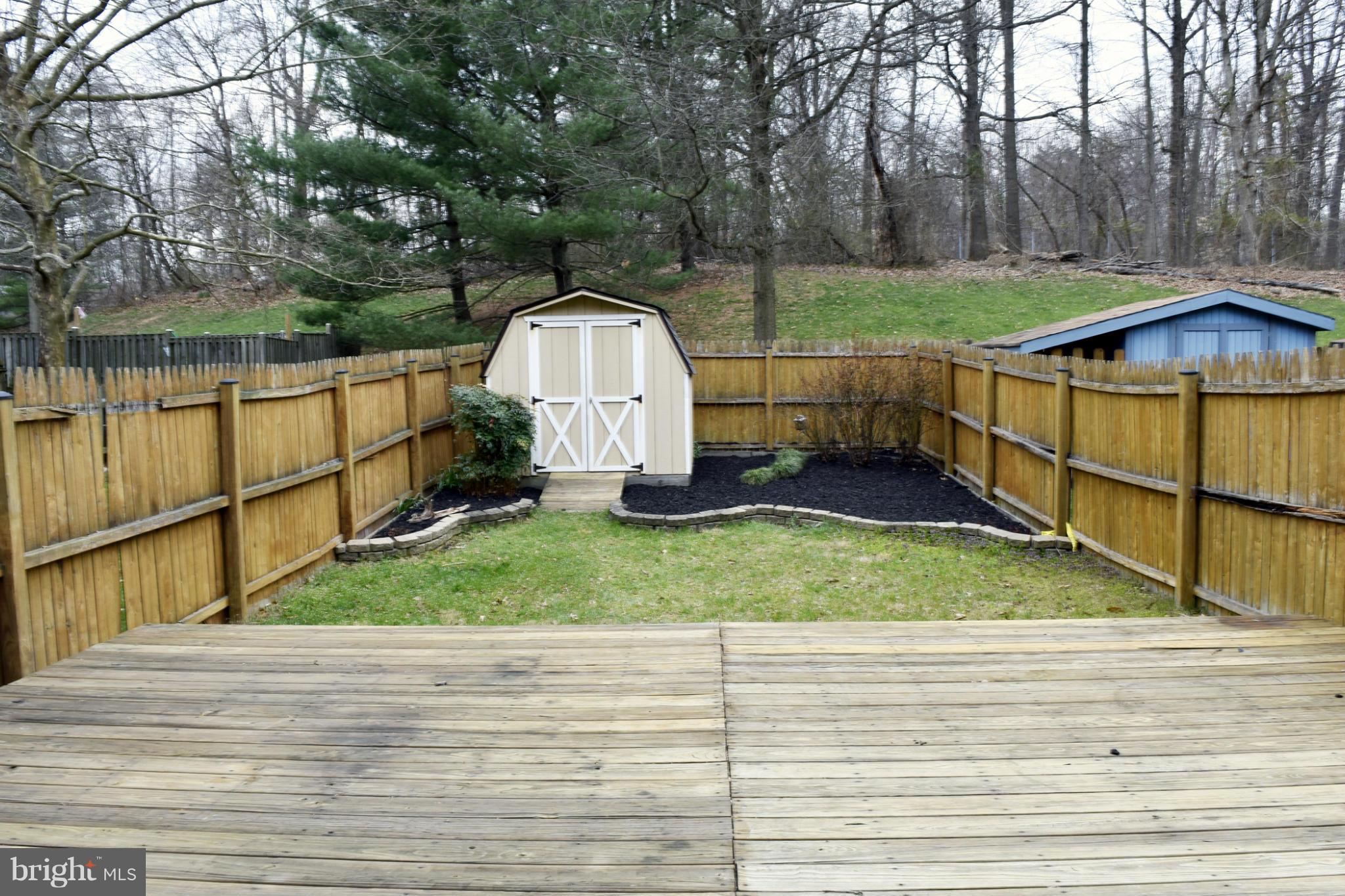 GLENSHIRE TOWNE - Residential Lease