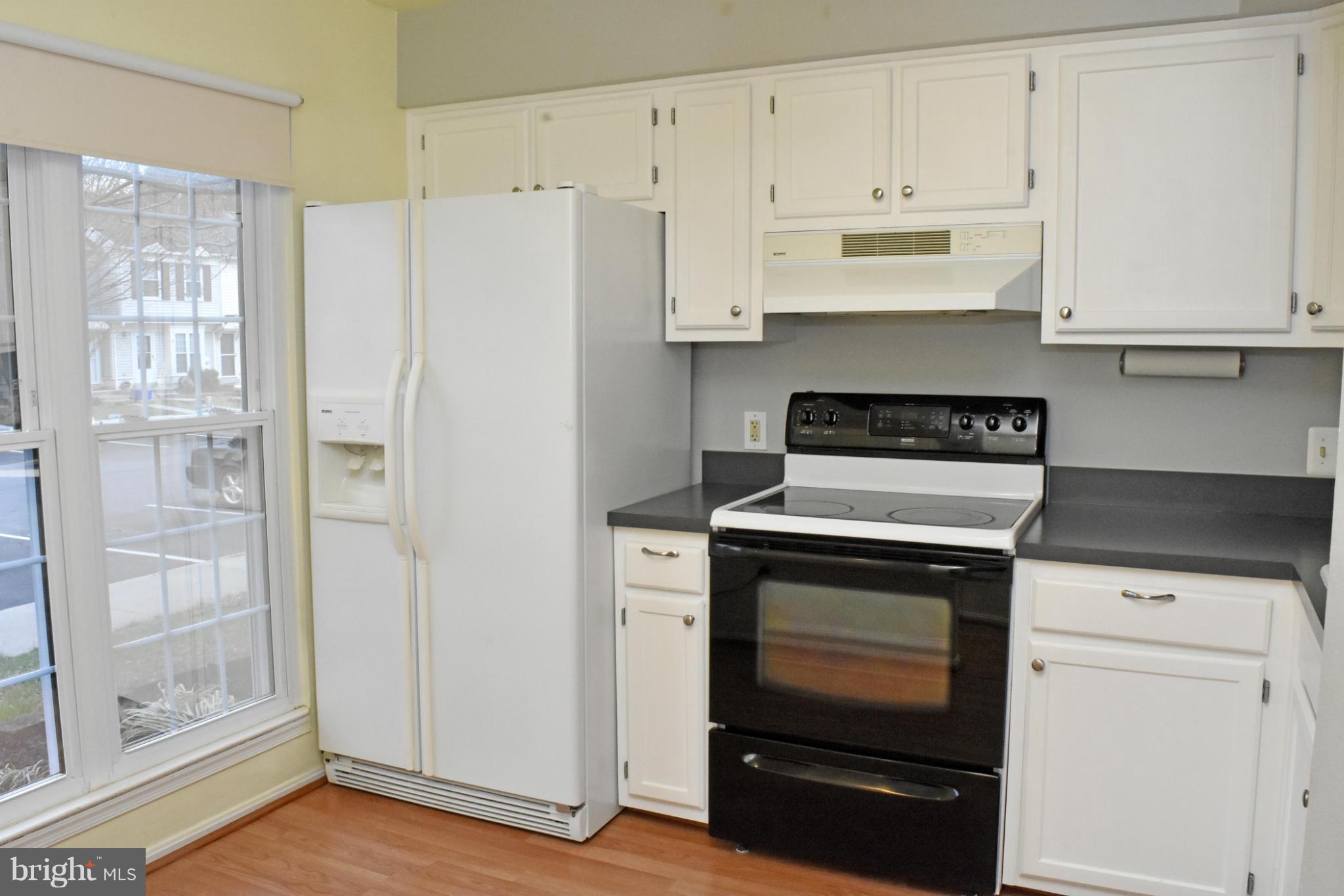 GLENSHIRE TOWNE - Residential Lease