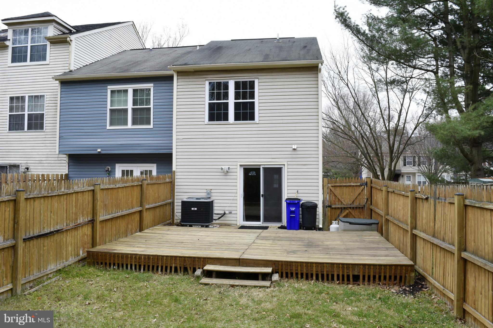 GLENSHIRE TOWNE - Residential Lease