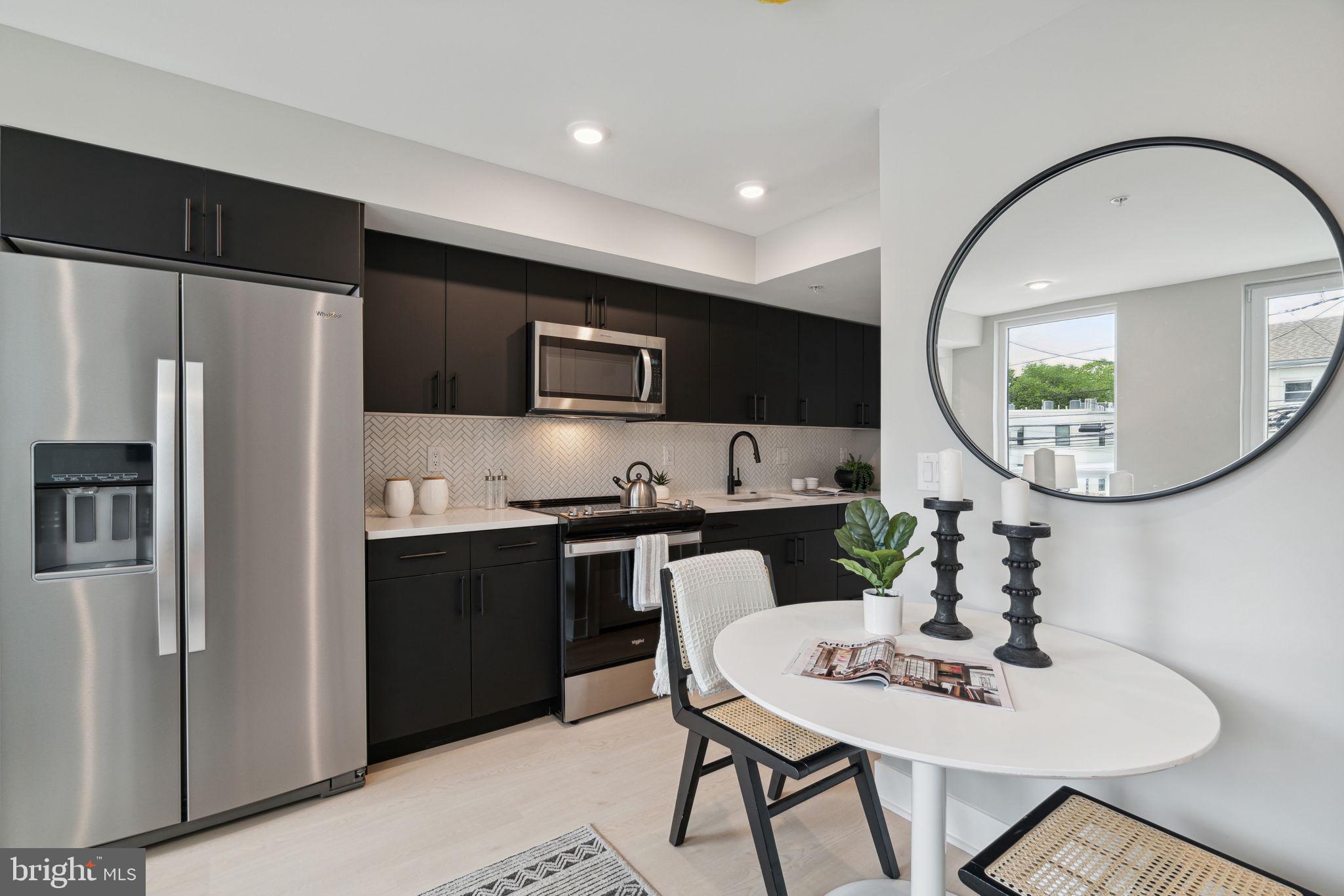 ROXBOROUGH - Residential Lease