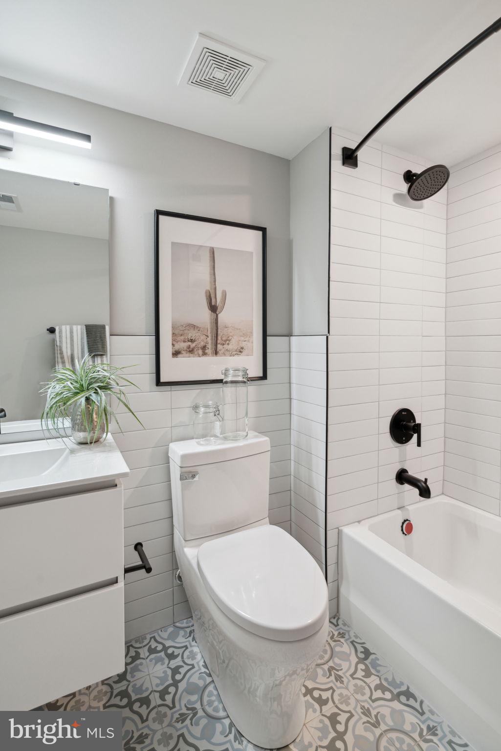 ROXBOROUGH - Residential Lease