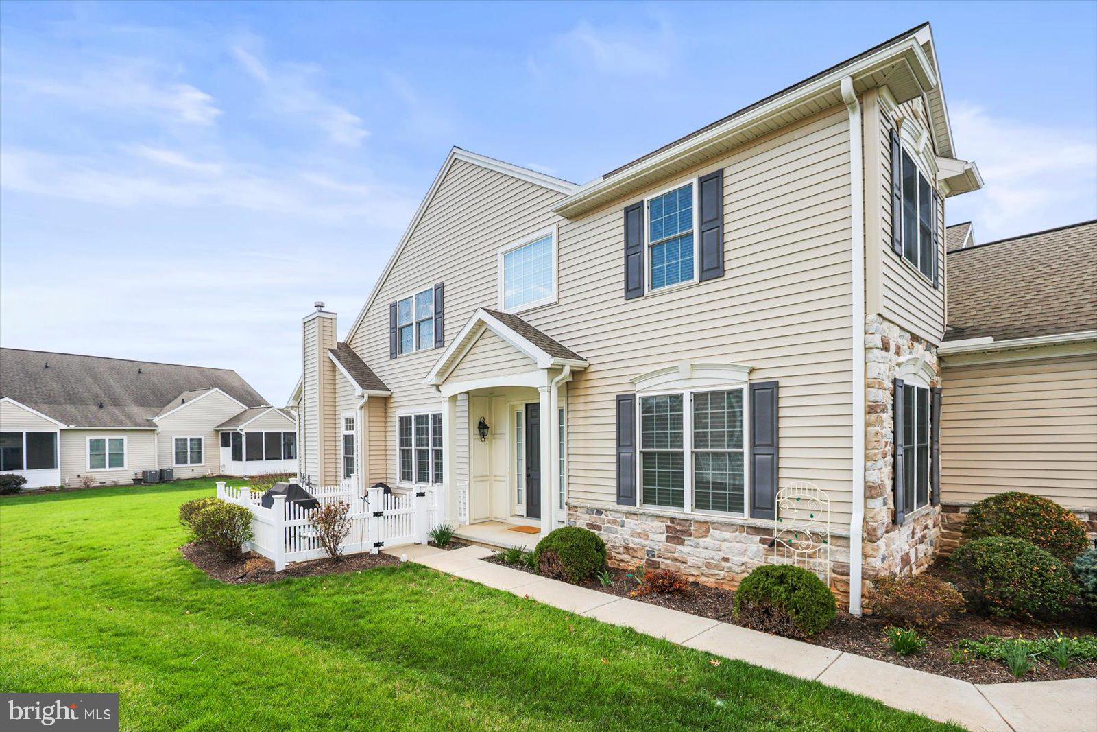 1006 WINTERGREEN DRIVE