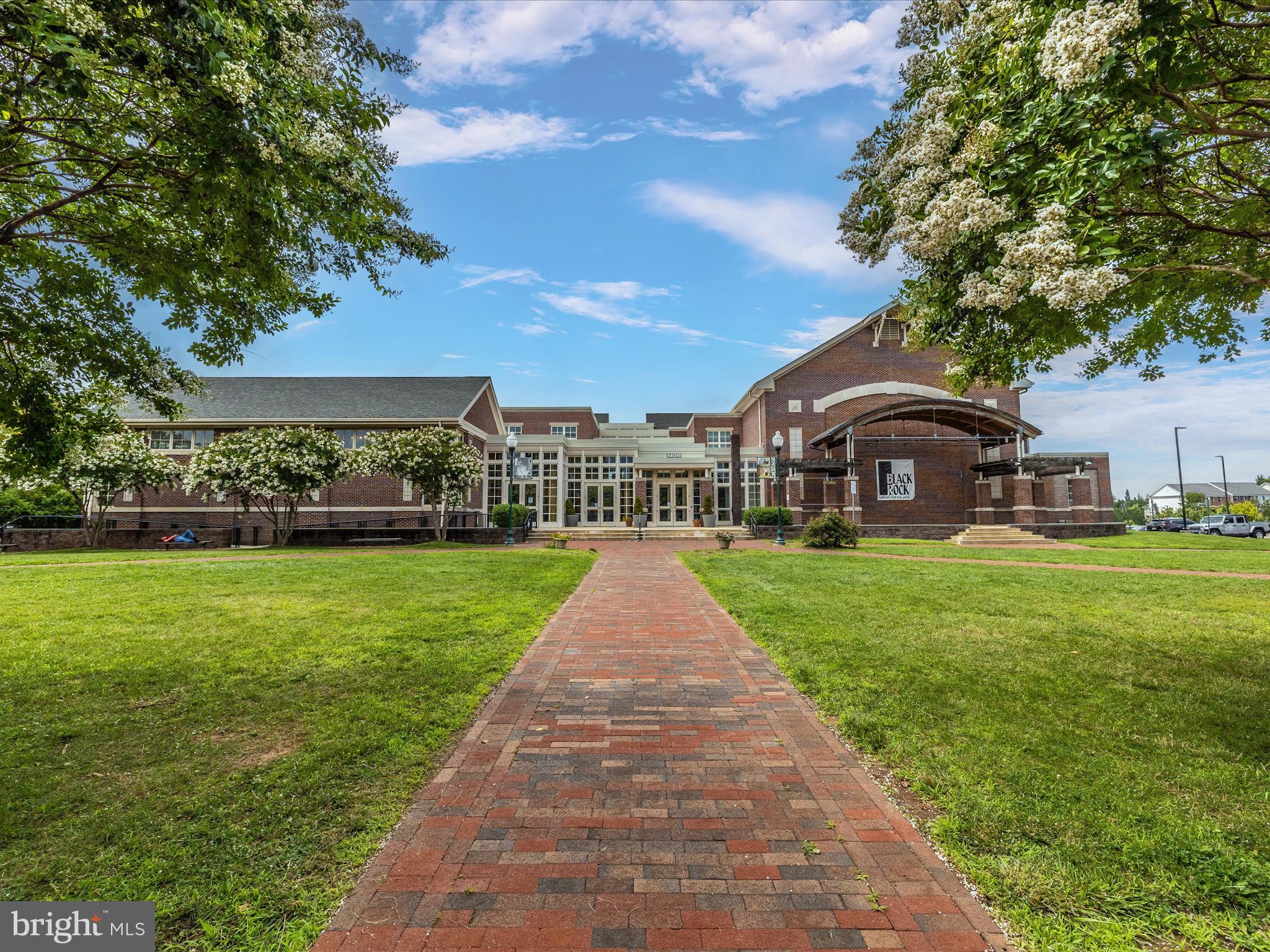CENTURY ROW - Residential