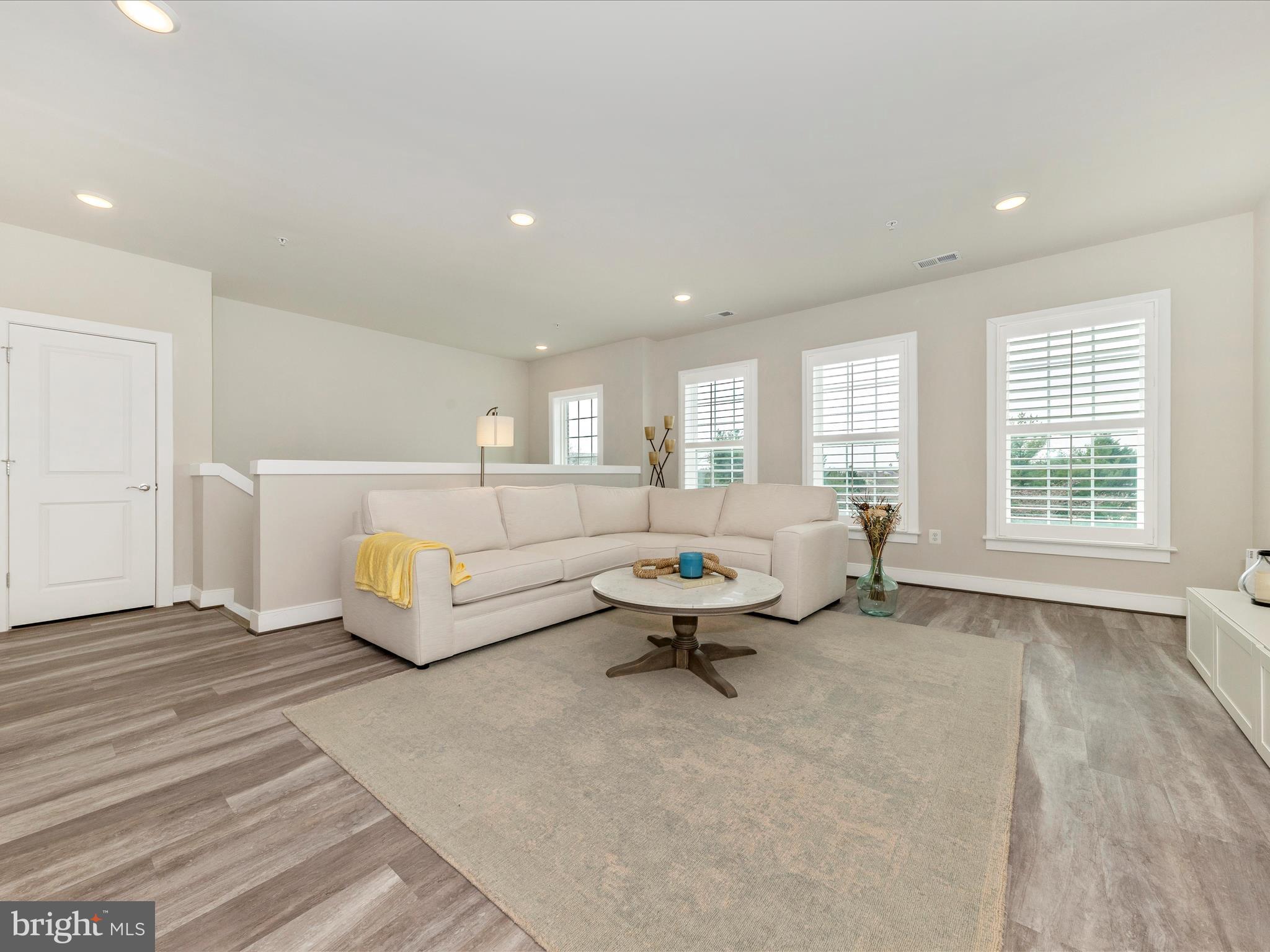 CENTURY ROW - Residential