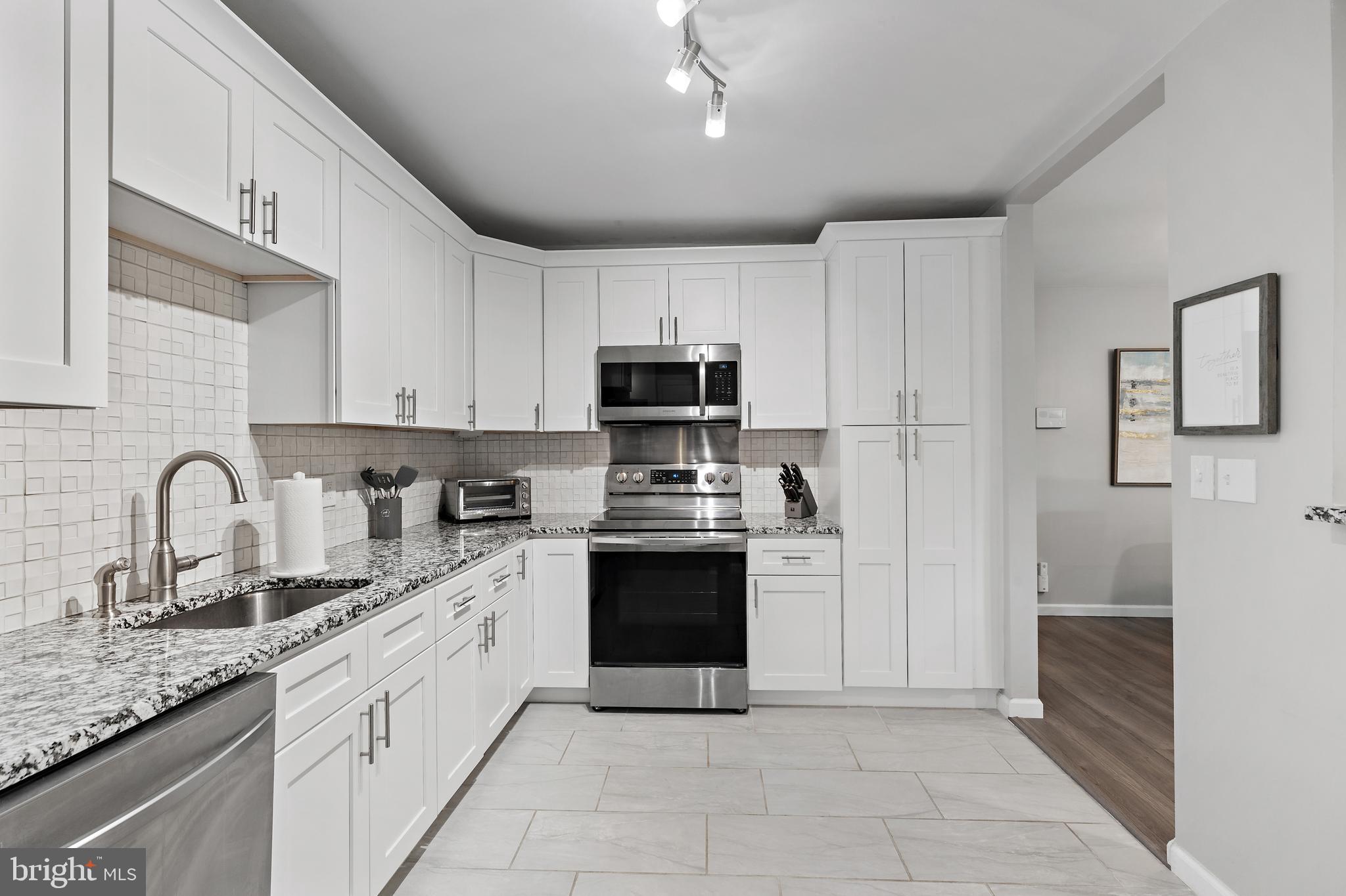 STEVENSON VILLAGE CONDO - Residential