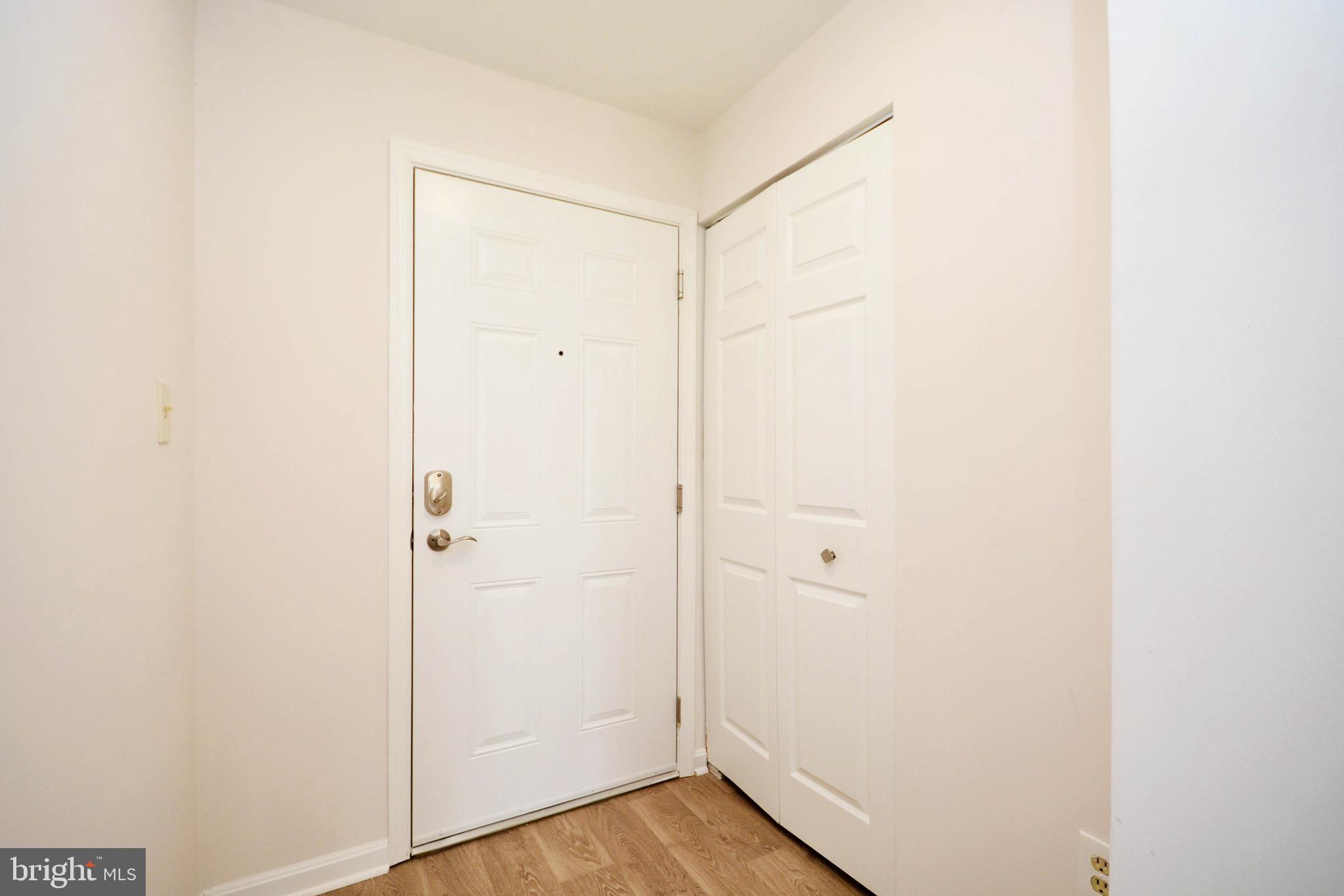 CLIPPER CAY - Residential