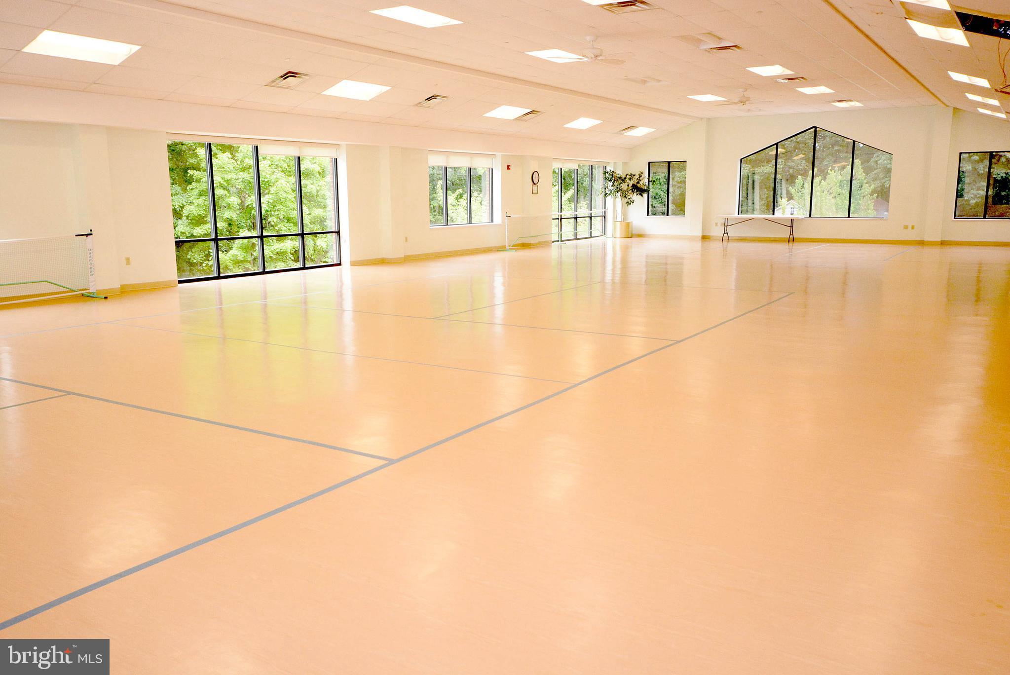 CLIPPER CAY - Residential