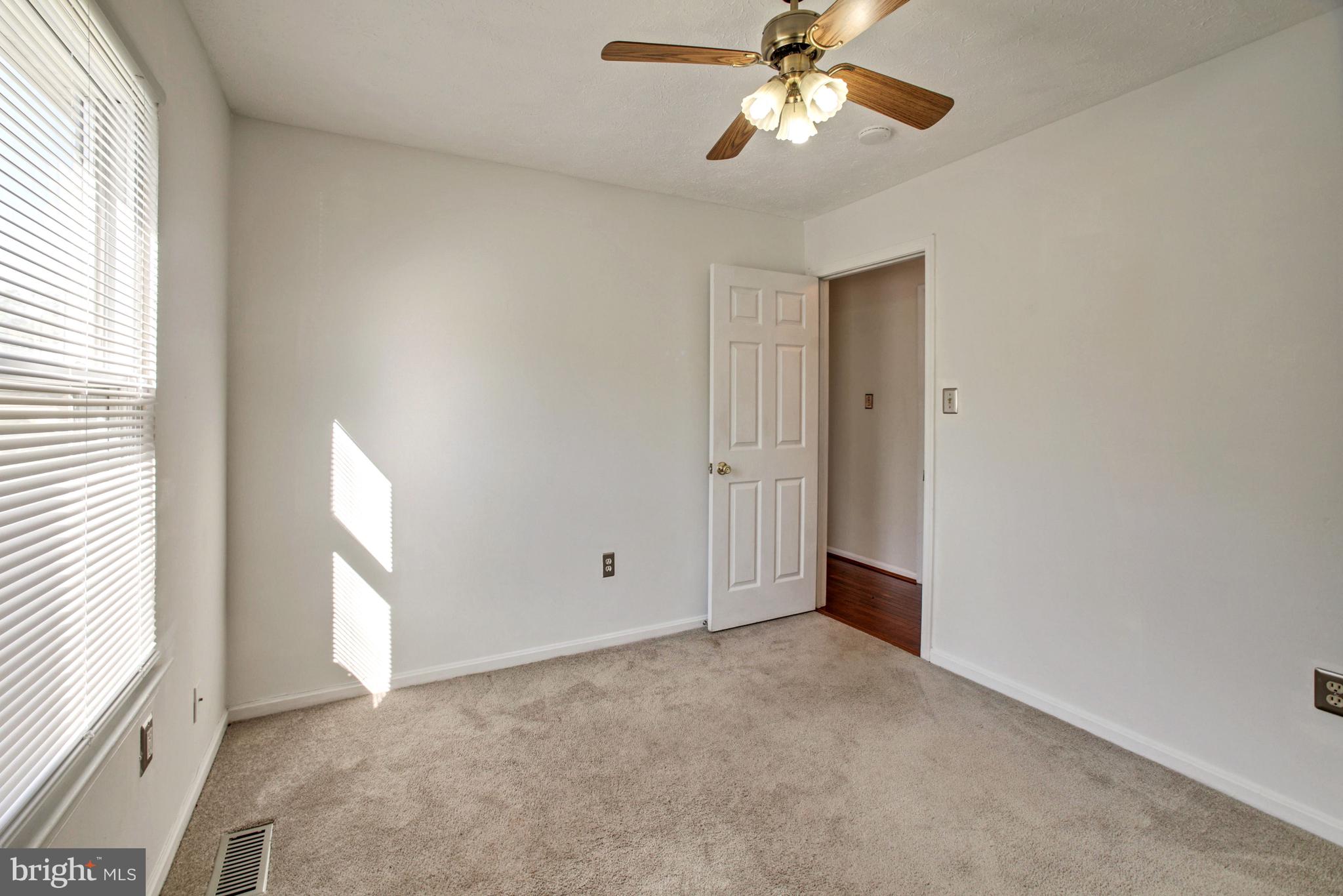 WHITE OAK VILLAGE SUB - Residential