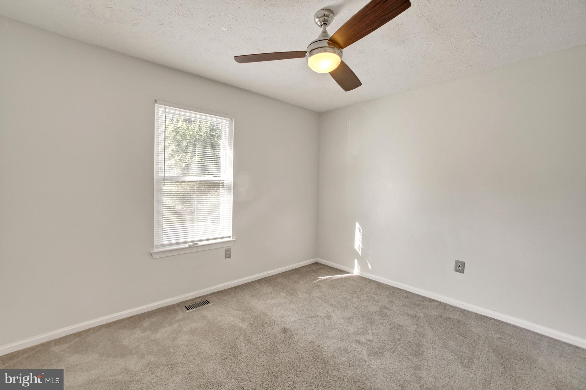 WHITE OAK VILLAGE SUB - Residential