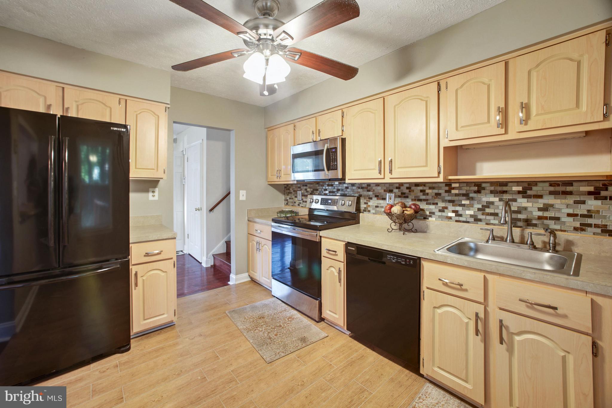 WHITE OAK VILLAGE SUB - Residential