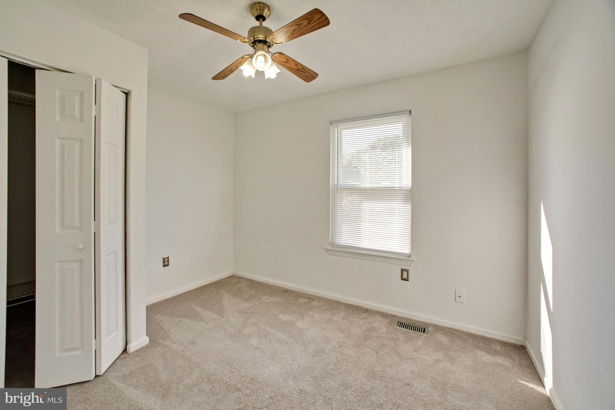 WHITE OAK VILLAGE SUB - Residential