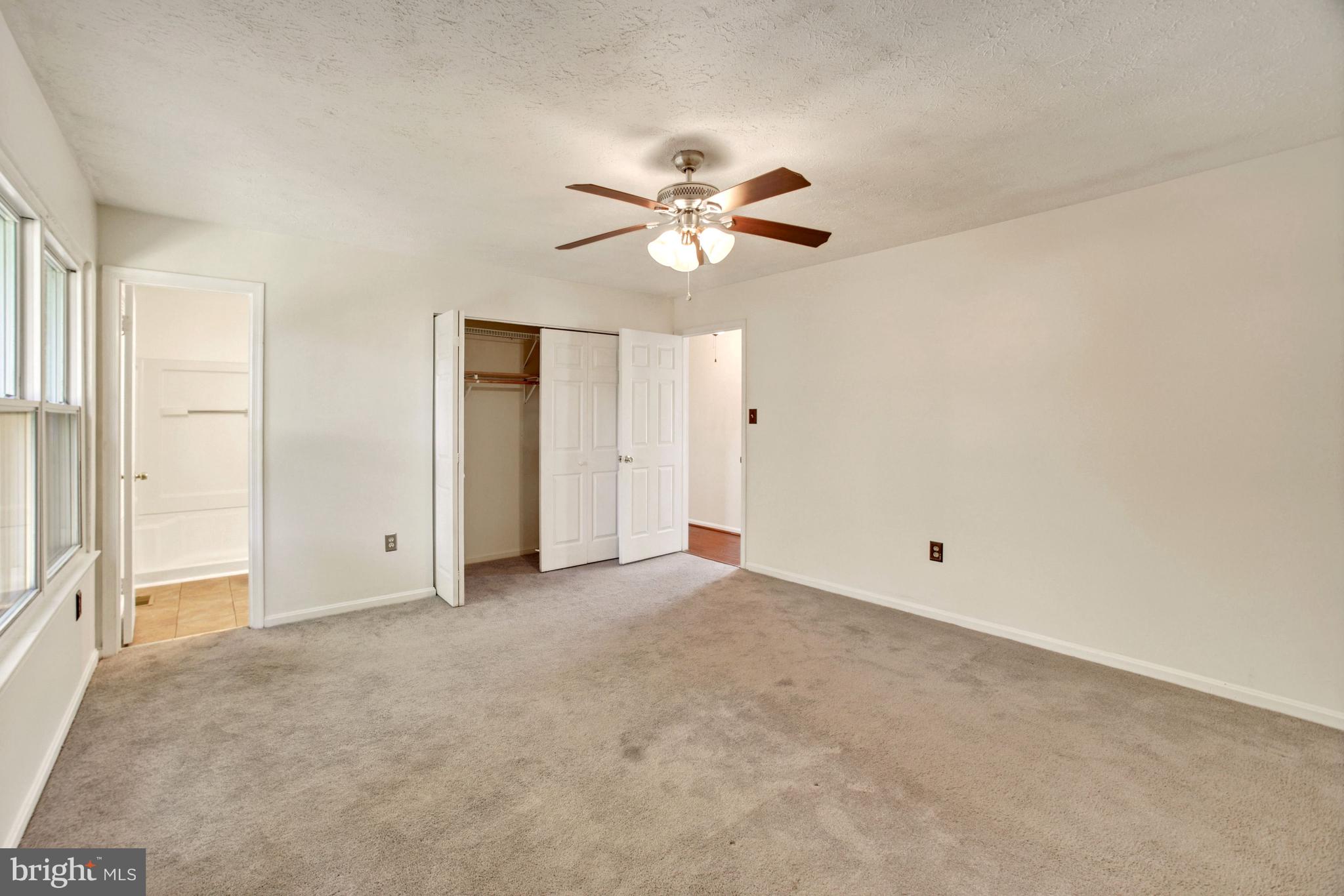 WHITE OAK VILLAGE SUB - Residential