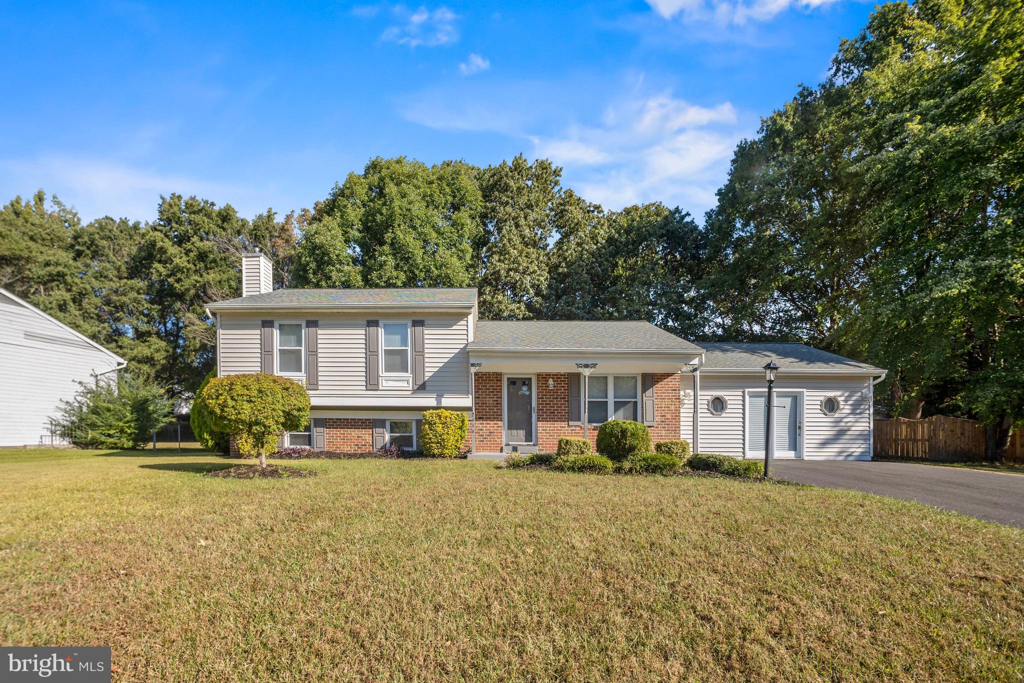 WHITE OAK VILLAGE SUB - Residential