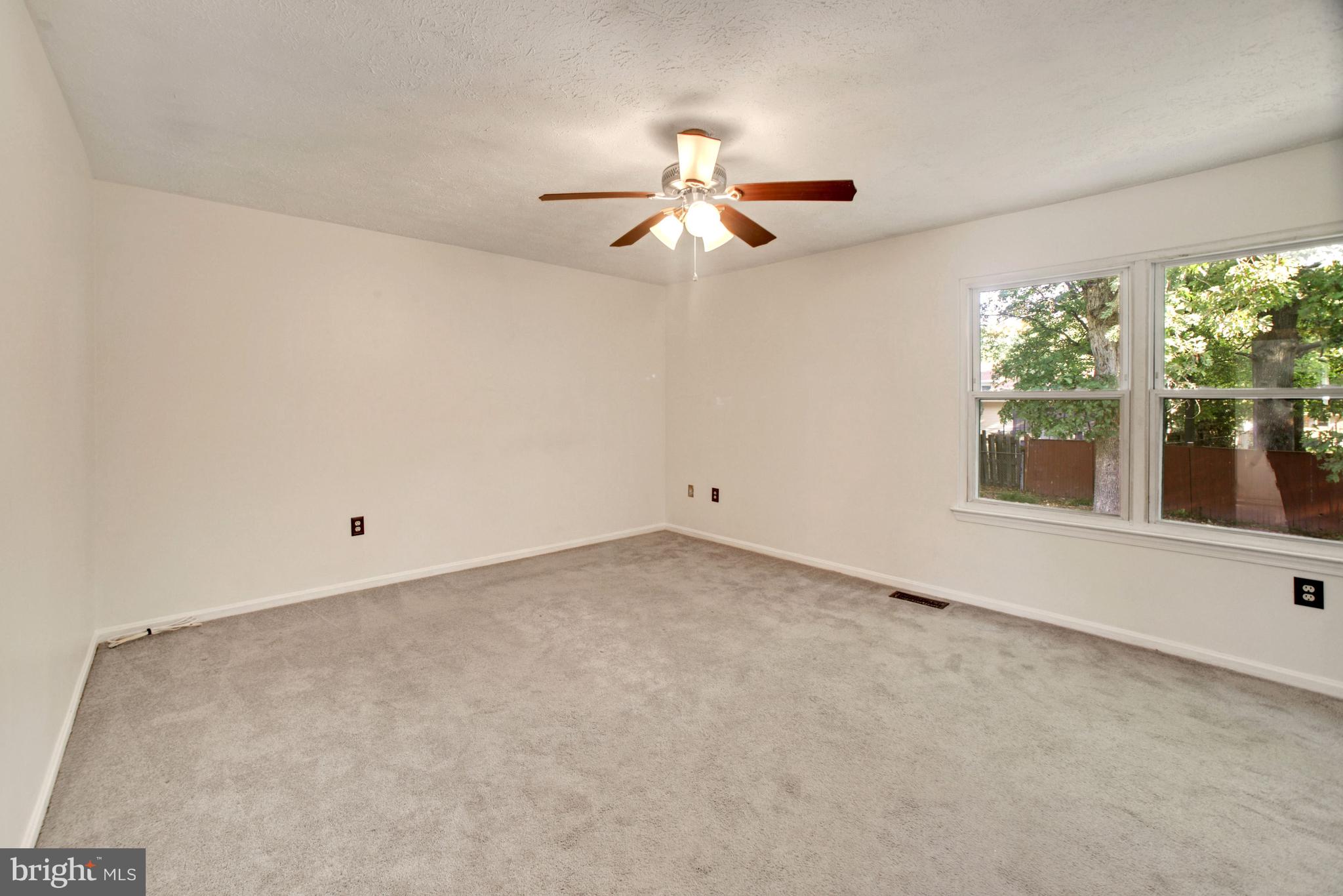 WHITE OAK VILLAGE SUB - Residential