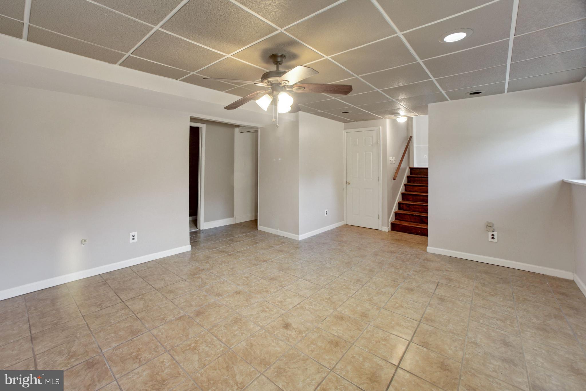 WHITE OAK VILLAGE SUB - Residential