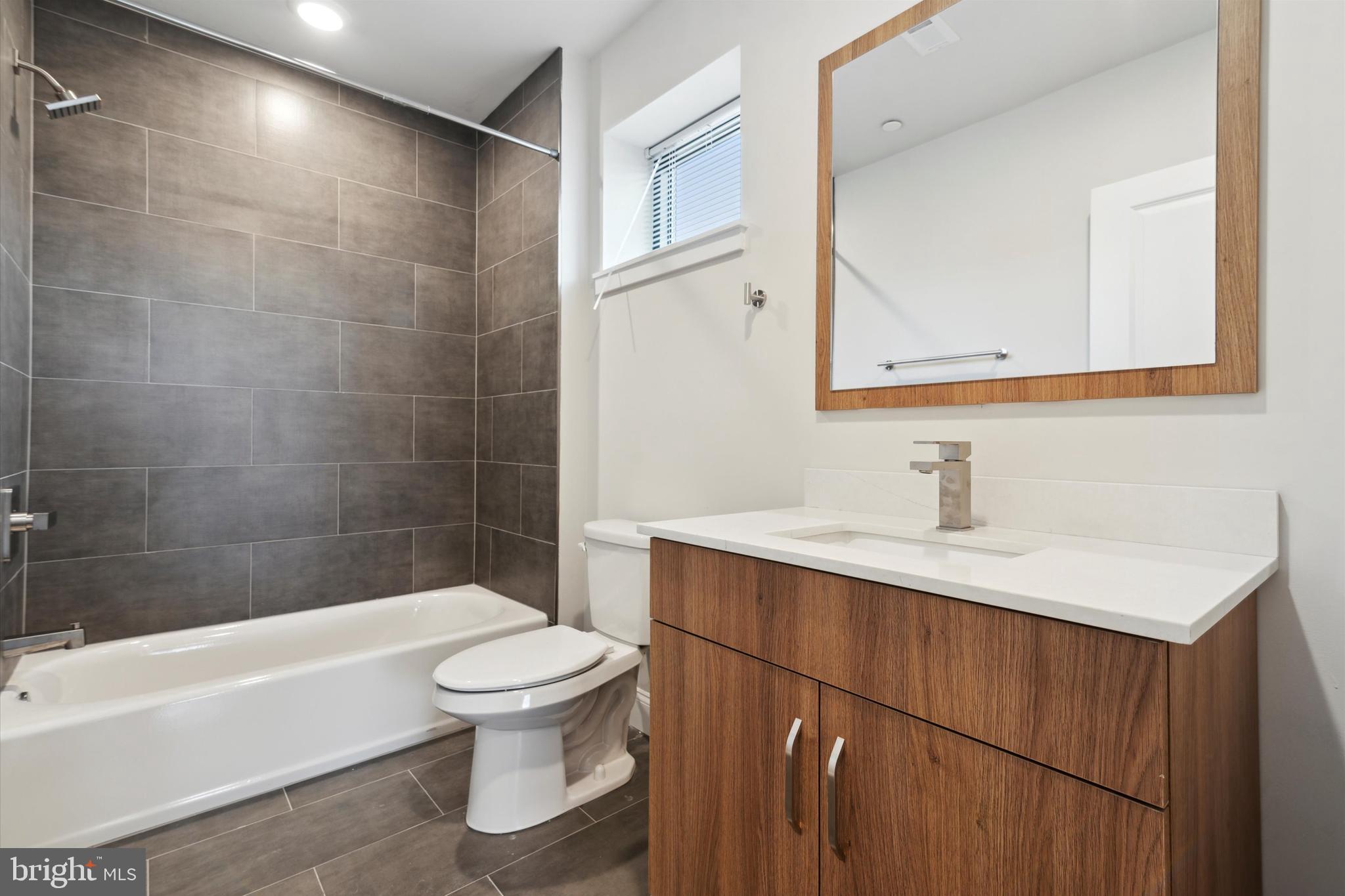 2157 E LEHIGH AVENUE 314