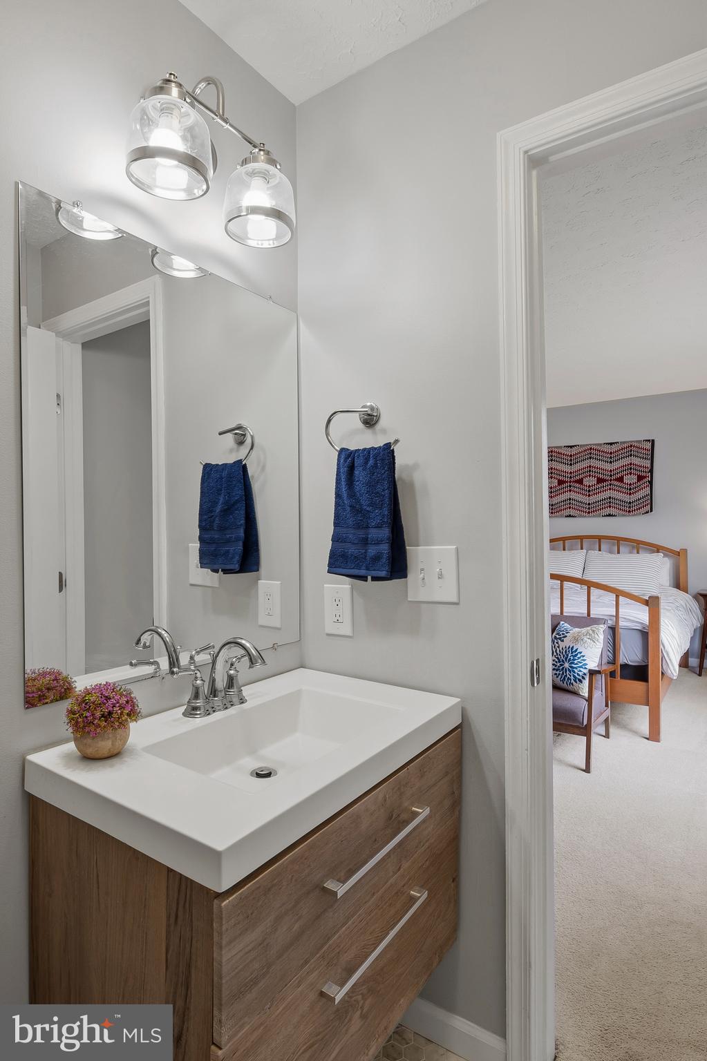 FOUR SEASONS ESTATES - Residential