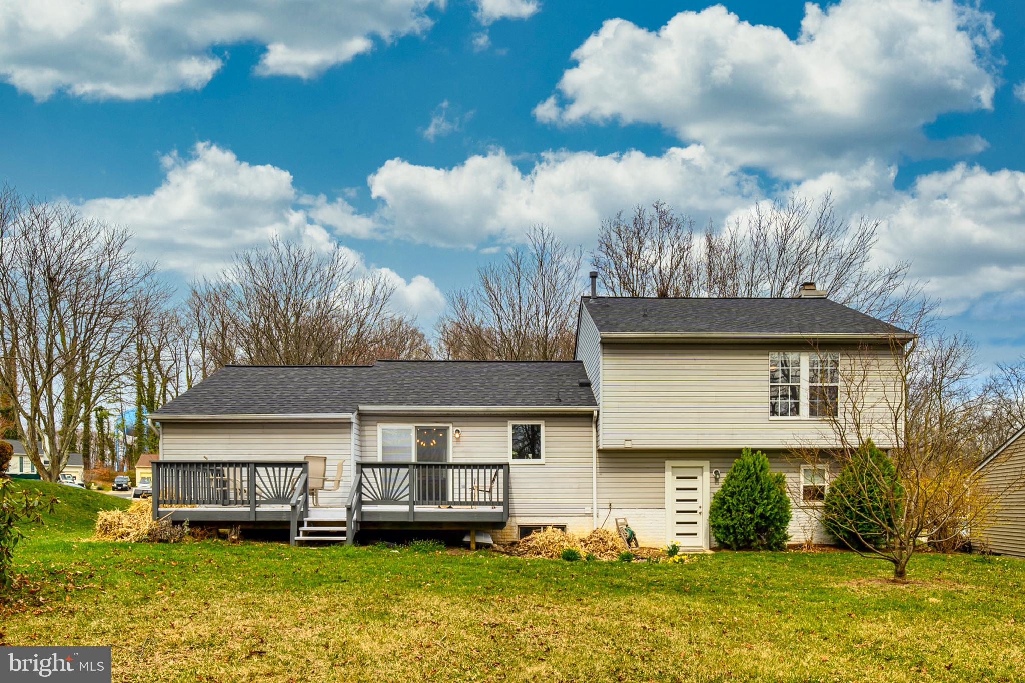 FOUR SEASONS ESTATES - Residential