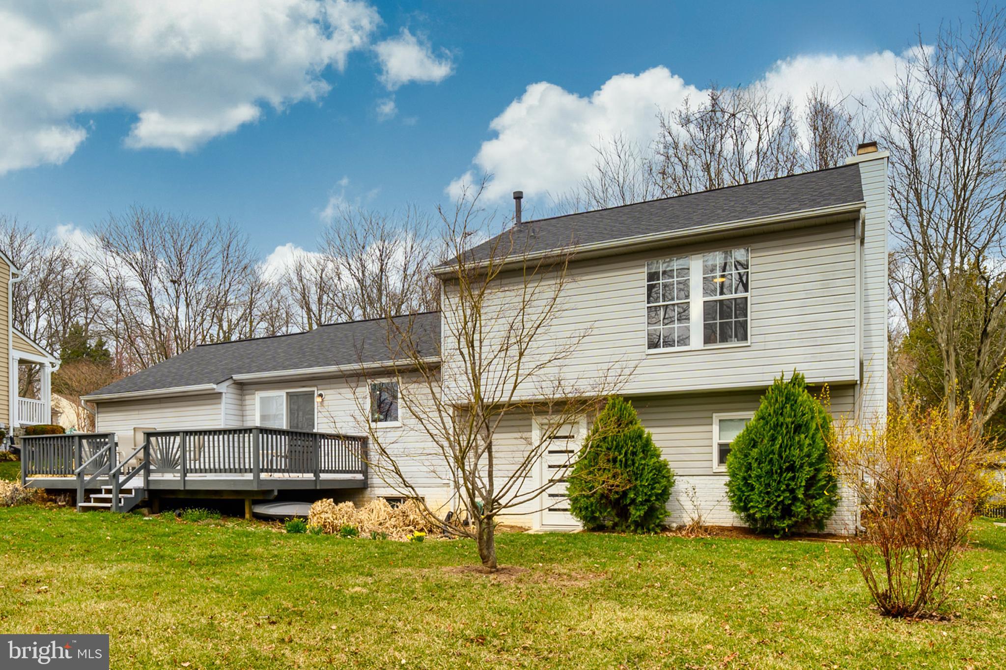 FOUR SEASONS ESTATES - Residential