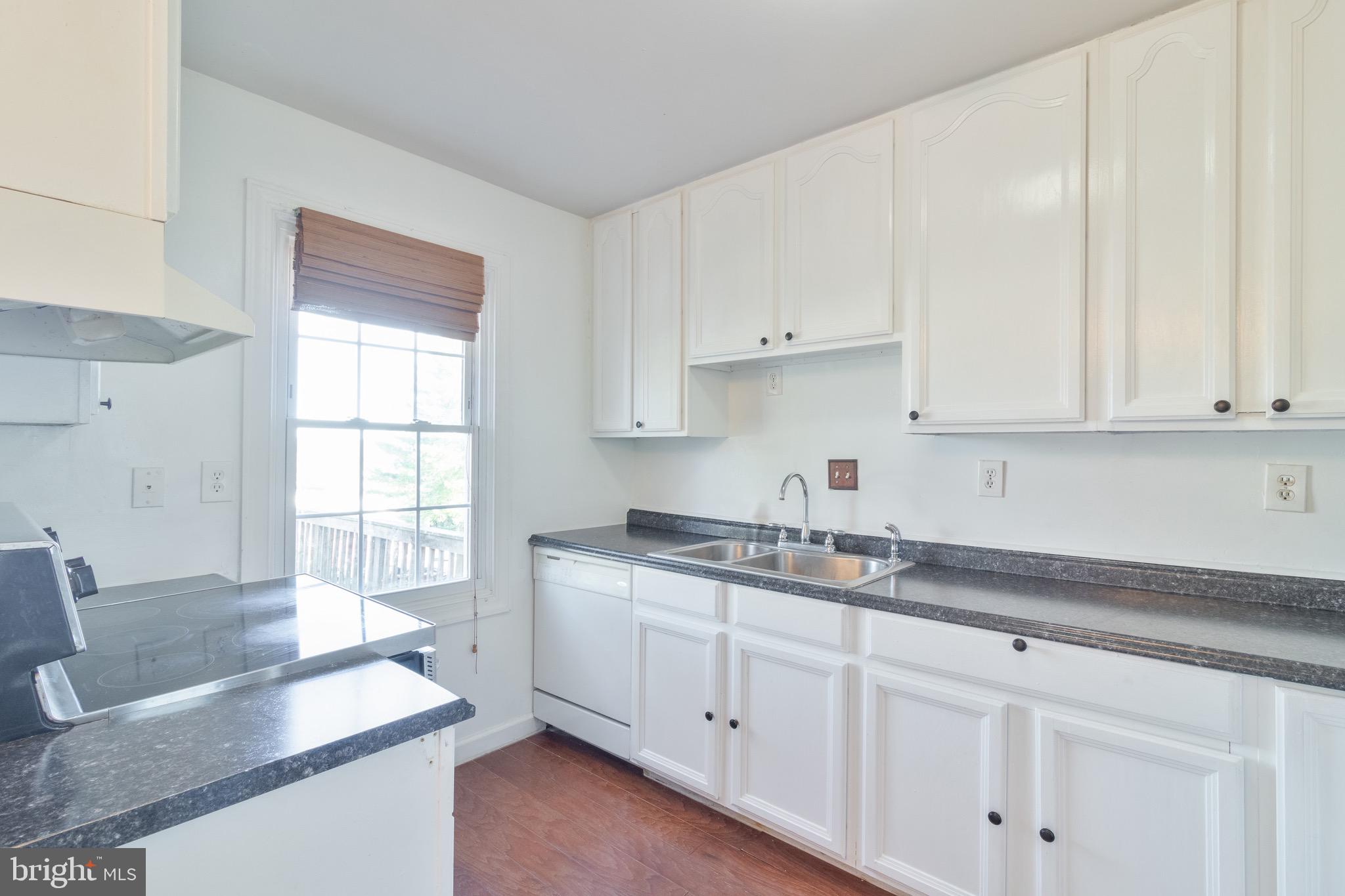 GEORGETOWN VILLAGE - Residential