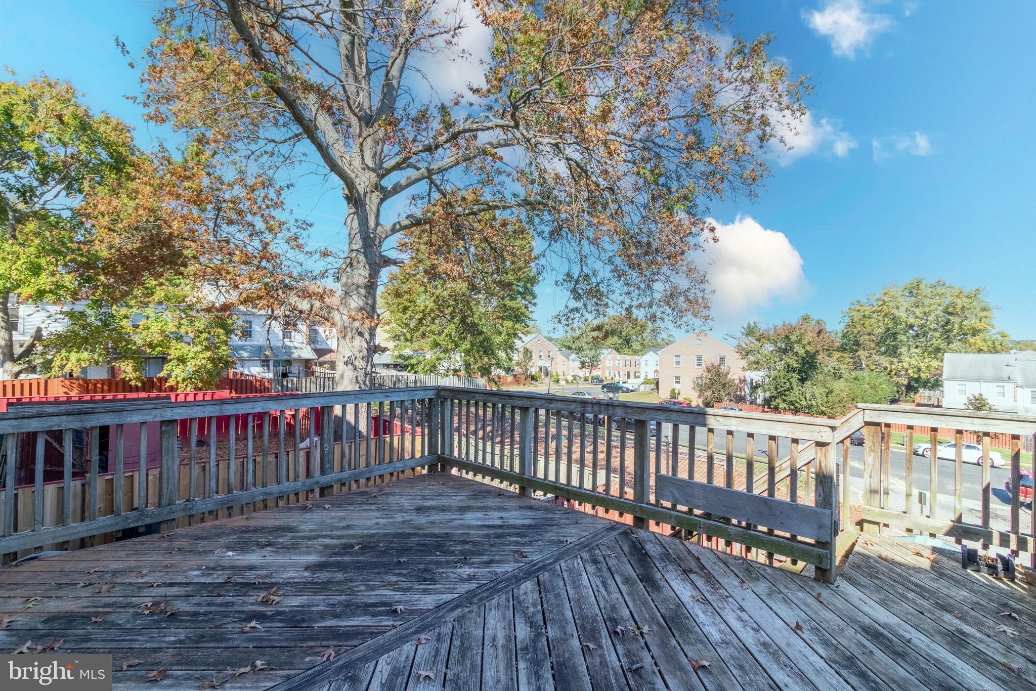 GEORGETOWN VILLAGE - Residential