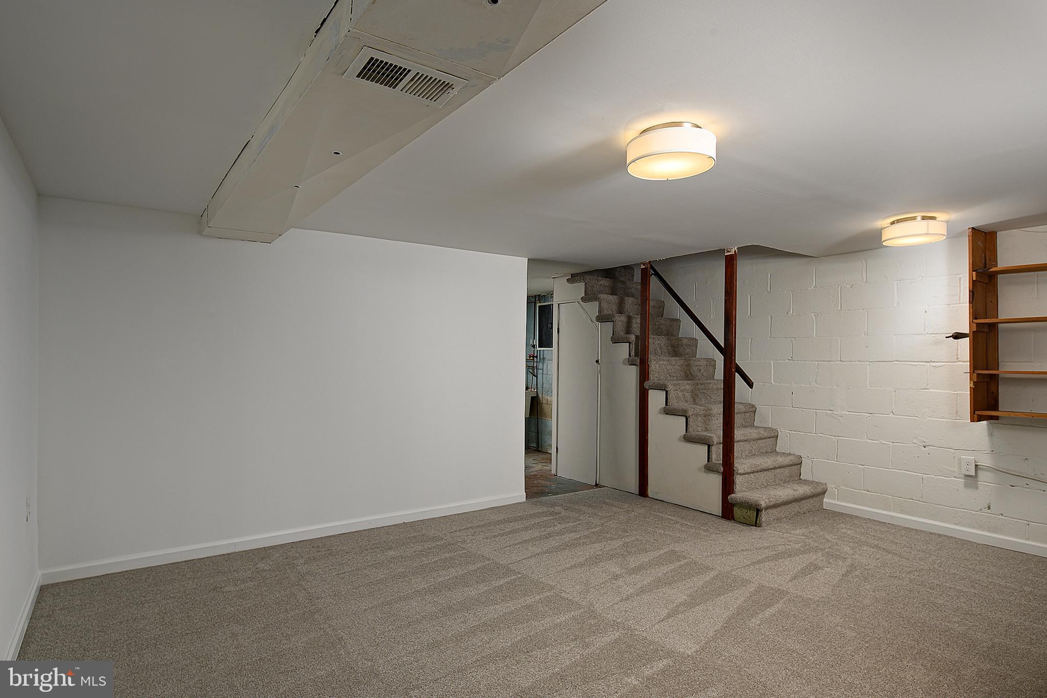 WEST INVERNESS - Residential