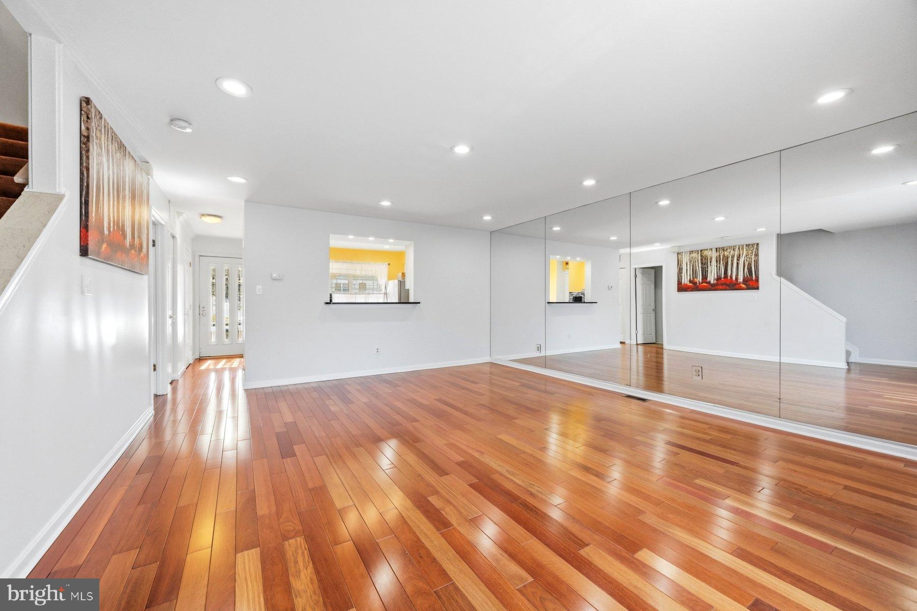 TIMBERBROOKE - Residential