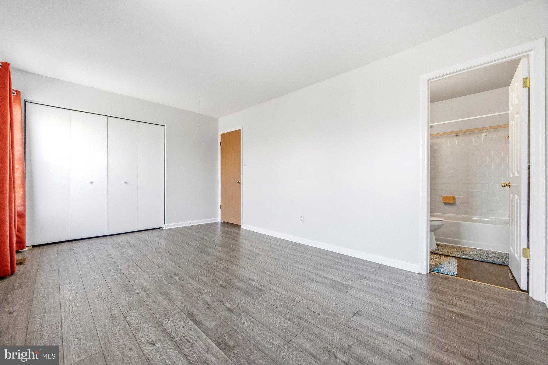 TIMBERBROOKE - Residential