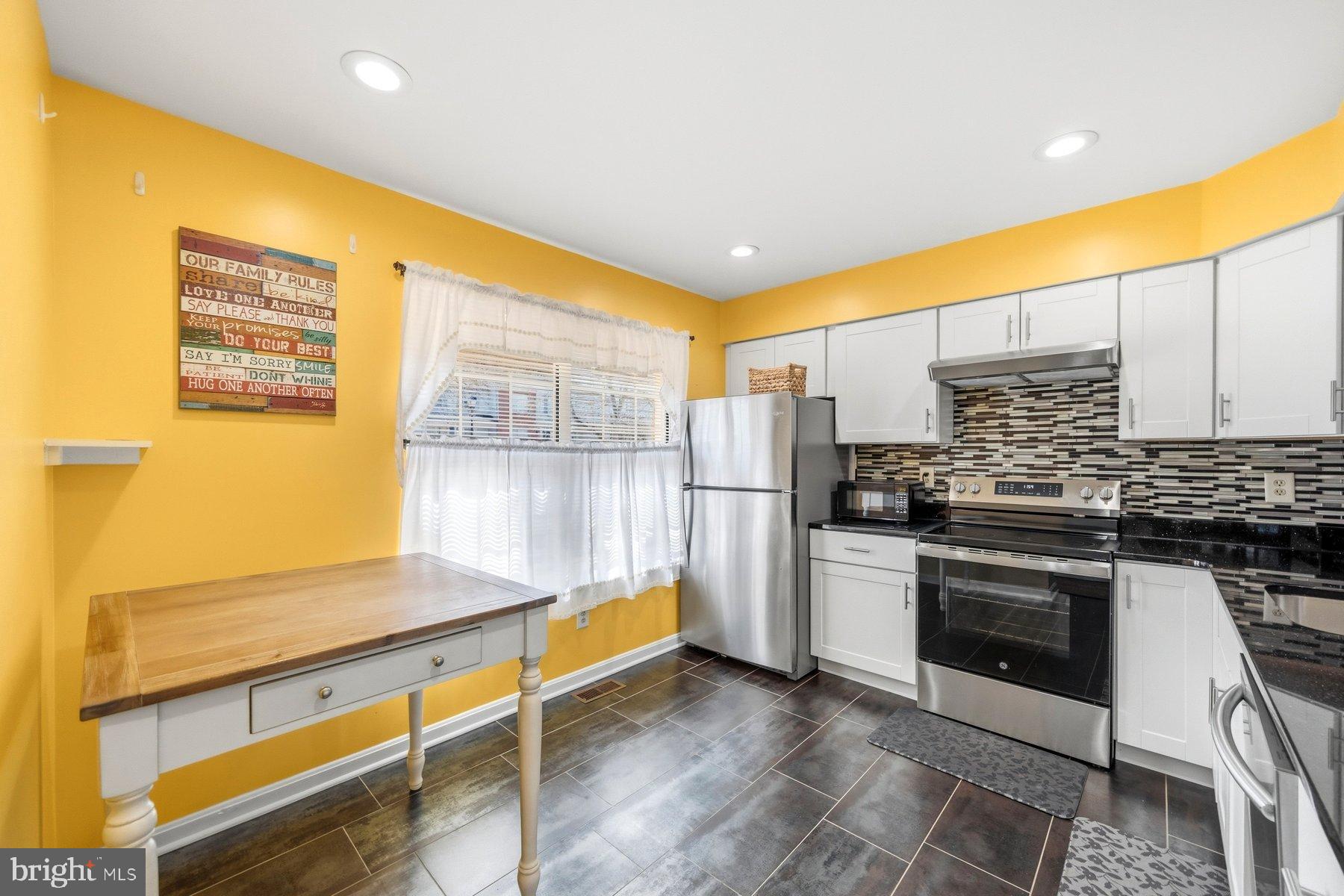 TIMBERBROOKE - Residential