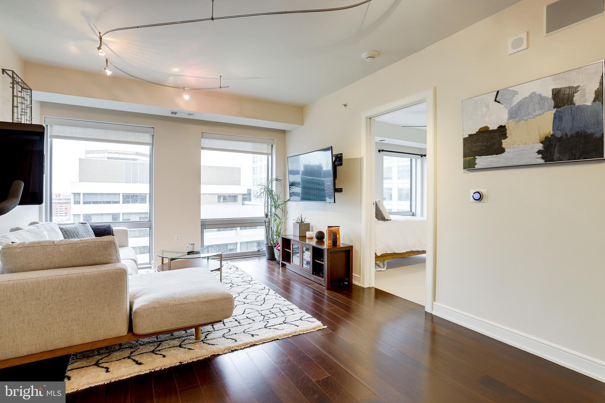 1111 19TH STREET N 1706