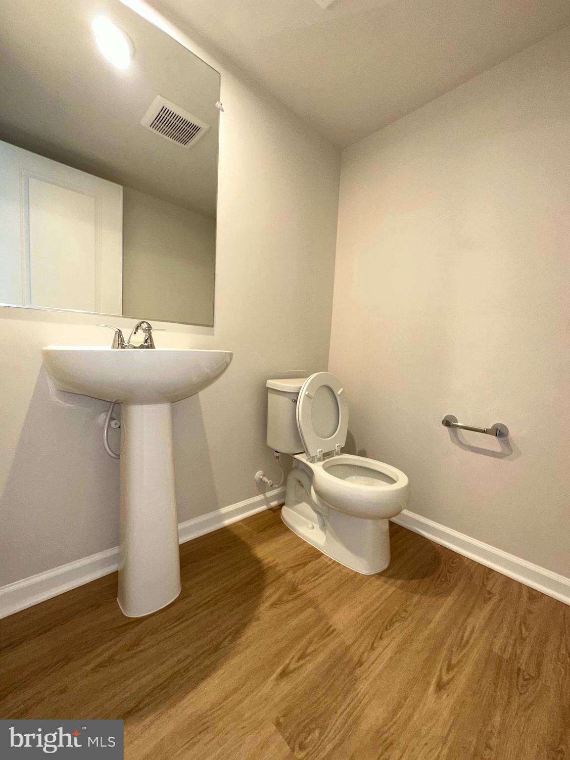 STONE SPRING - Residential Lease